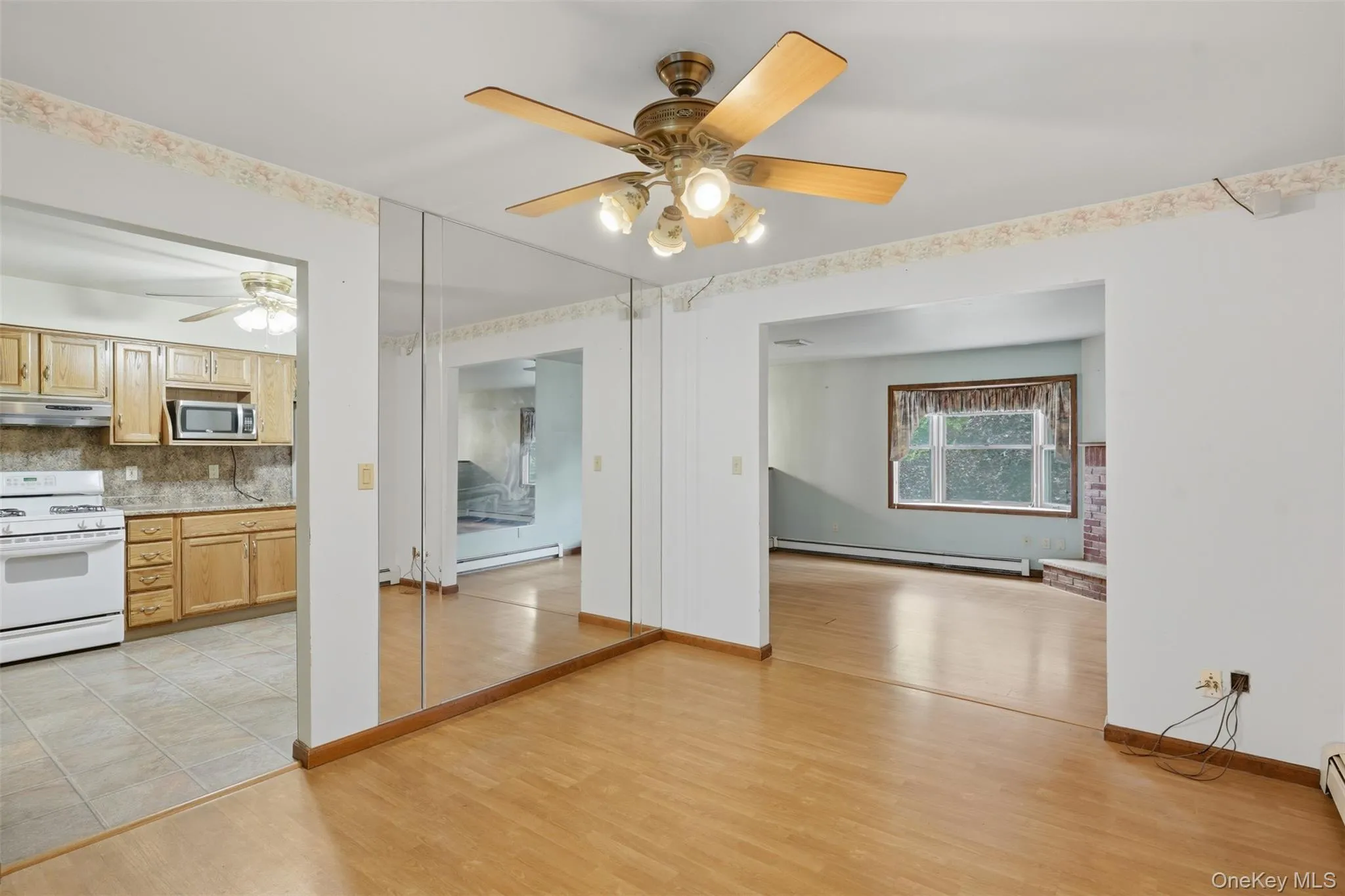 122 River Road, Shawangunk, NY, 3 Bedrooms Bedrooms, 6 Rooms Rooms,2 BathroomsBathrooms,Residential,For Rent,River,0,KEY1013837 122 River Road, Shawangunk, NY, 3 Bedrooms Bedrooms, 6 Rooms Rooms,2 BathroomsBathrooms,Residential,For Rent,River,0,KEY1013837
