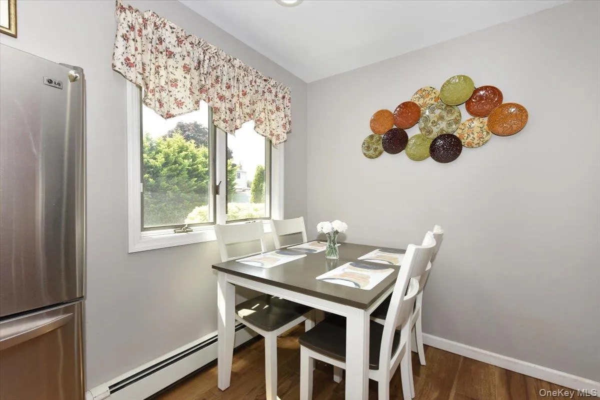 1872 Chester Drive, Hempstead, NY, 4 Bedrooms Bedrooms, 7 Rooms Rooms,2 BathroomsBathrooms,Residential,For Rent,Chester,0,1013839 1872 Chester Drive, Hempstead, NY, 4 Bedrooms Bedrooms, 7 Rooms Rooms,2 BathroomsBathrooms,Residential,For Rent,Chester,0,1013839
