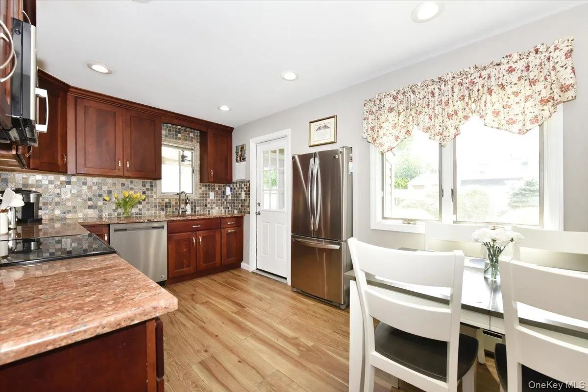 1872 Chester Drive, Hempstead, NY, 4 Bedrooms Bedrooms, 7 Rooms Rooms,2 BathroomsBathrooms,Residential,For Rent,Chester,0,1013839 1872 Chester Drive, Hempstead, NY, 4 Bedrooms Bedrooms, 7 Rooms Rooms,2 BathroomsBathrooms,Residential,For Rent,Chester,0,1013839
