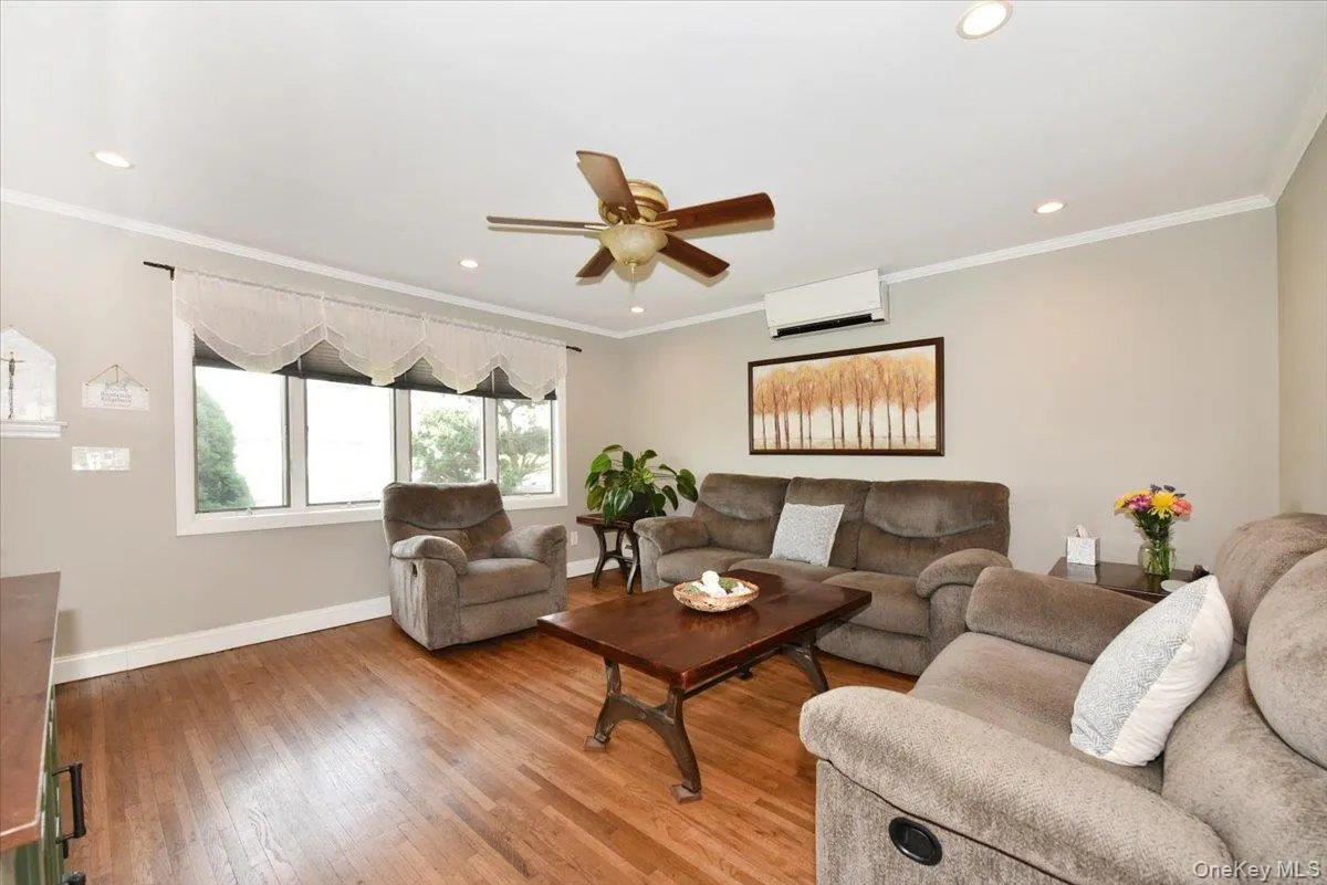 1872 Chester Drive, Hempstead, NY, 4 Bedrooms Bedrooms, 7 Rooms Rooms,2 BathroomsBathrooms,Residential,For Rent,Chester,0,1013839 1872 Chester Drive, Hempstead, NY, 4 Bedrooms Bedrooms, 7 Rooms Rooms,2 BathroomsBathrooms,Residential,For Rent,Chester,0,1013839