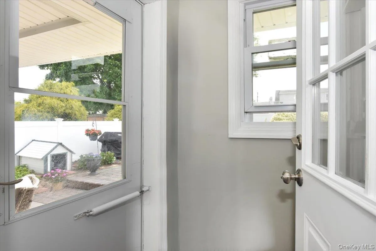 1872 Chester Drive, Hempstead, NY, 4 Bedrooms Bedrooms, 7 Rooms Rooms,2 BathroomsBathrooms,Residential,For Rent,Chester,0,1013839 1872 Chester Drive, Hempstead, NY, 4 Bedrooms Bedrooms, 7 Rooms Rooms,2 BathroomsBathrooms,Residential,For Rent,Chester,0,1013839