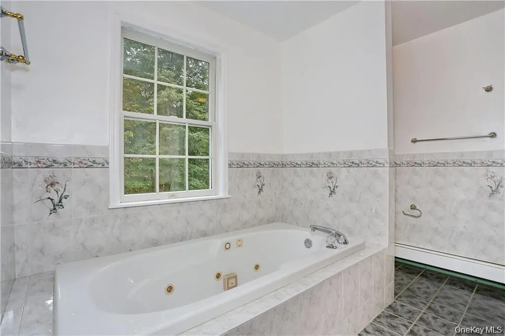 80 Old Quaker Hill Road, Monroe, NY, 4 Bedrooms Bedrooms, 9 Rooms Rooms,2 BathroomsBathrooms,Residential Lease,For Rent,Old Quaker Hill,0,1013840 80 Old Quaker Hill Road, Monroe, NY, 4 Bedrooms Bedrooms, 9 Rooms Rooms,2 BathroomsBathrooms,Residential Lease,For Rent,Old Quaker Hill,0,1013840