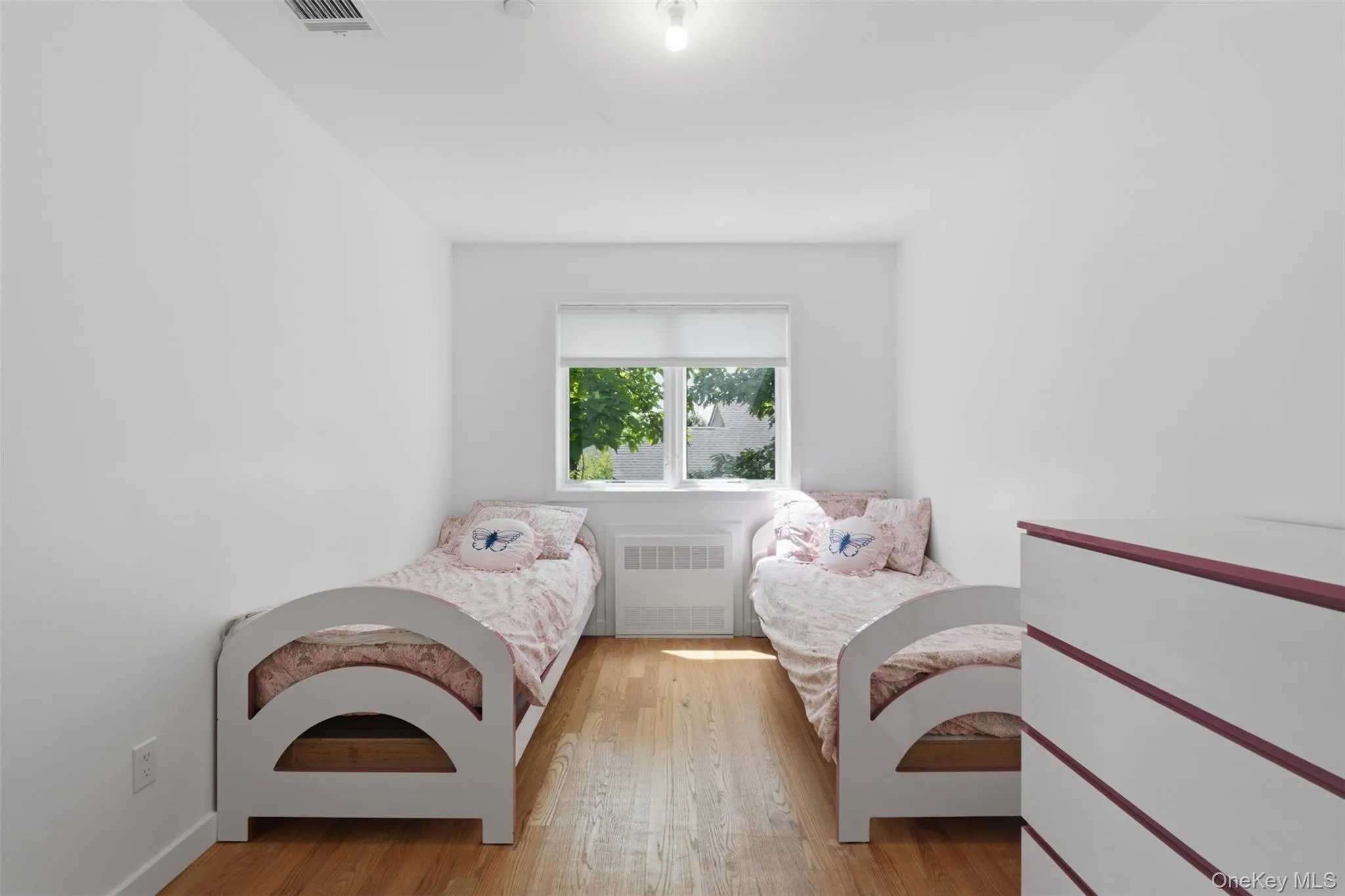 30 Stephens Place, Ramapo, NY, 4 Bedrooms Bedrooms, 8 Rooms Rooms,2 BathroomsBathrooms,Residential,For Rent,Stephens,0,1013841 30 Stephens Place, Ramapo, NY, 4 Bedrooms Bedrooms, 8 Rooms Rooms,2 BathroomsBathrooms,Residential,For Rent,Stephens,0,1013841