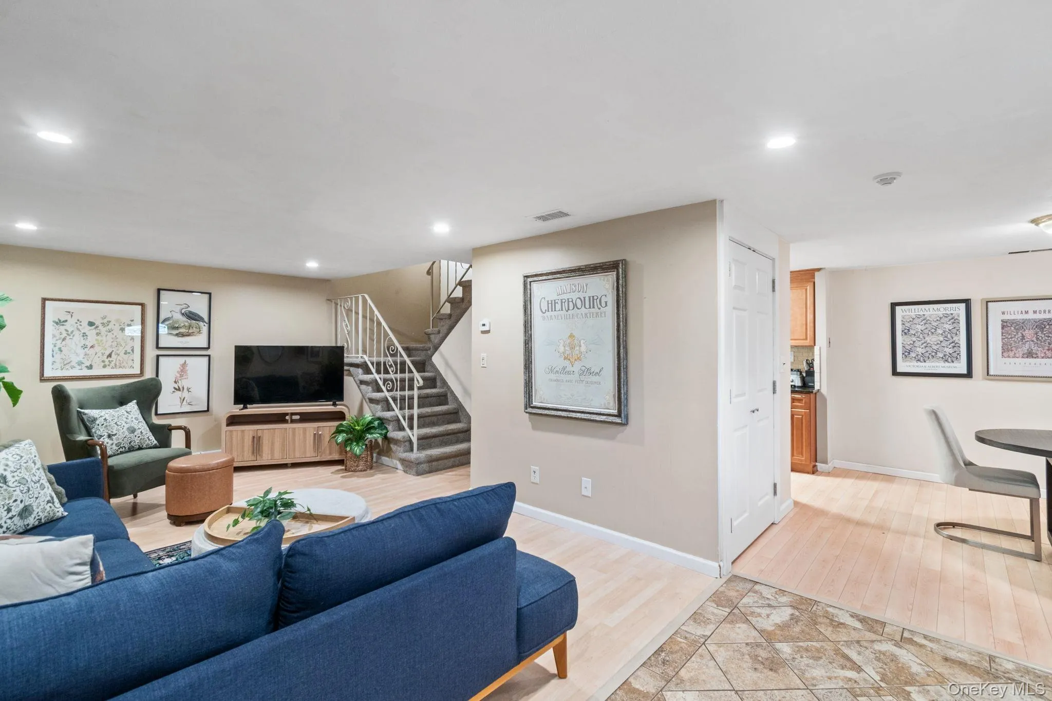48 Birchwood Drive, Brookhaven, NY, 3 Bedrooms Bedrooms, 6 Rooms Rooms,1 BathroomBathrooms,Residential,For Rent,Birchwood,0,1013843 48 Birchwood Drive, Brookhaven, NY, 3 Bedrooms Bedrooms, 6 Rooms Rooms,1 BathroomBathrooms,Residential,For Rent,Birchwood,0,1013843