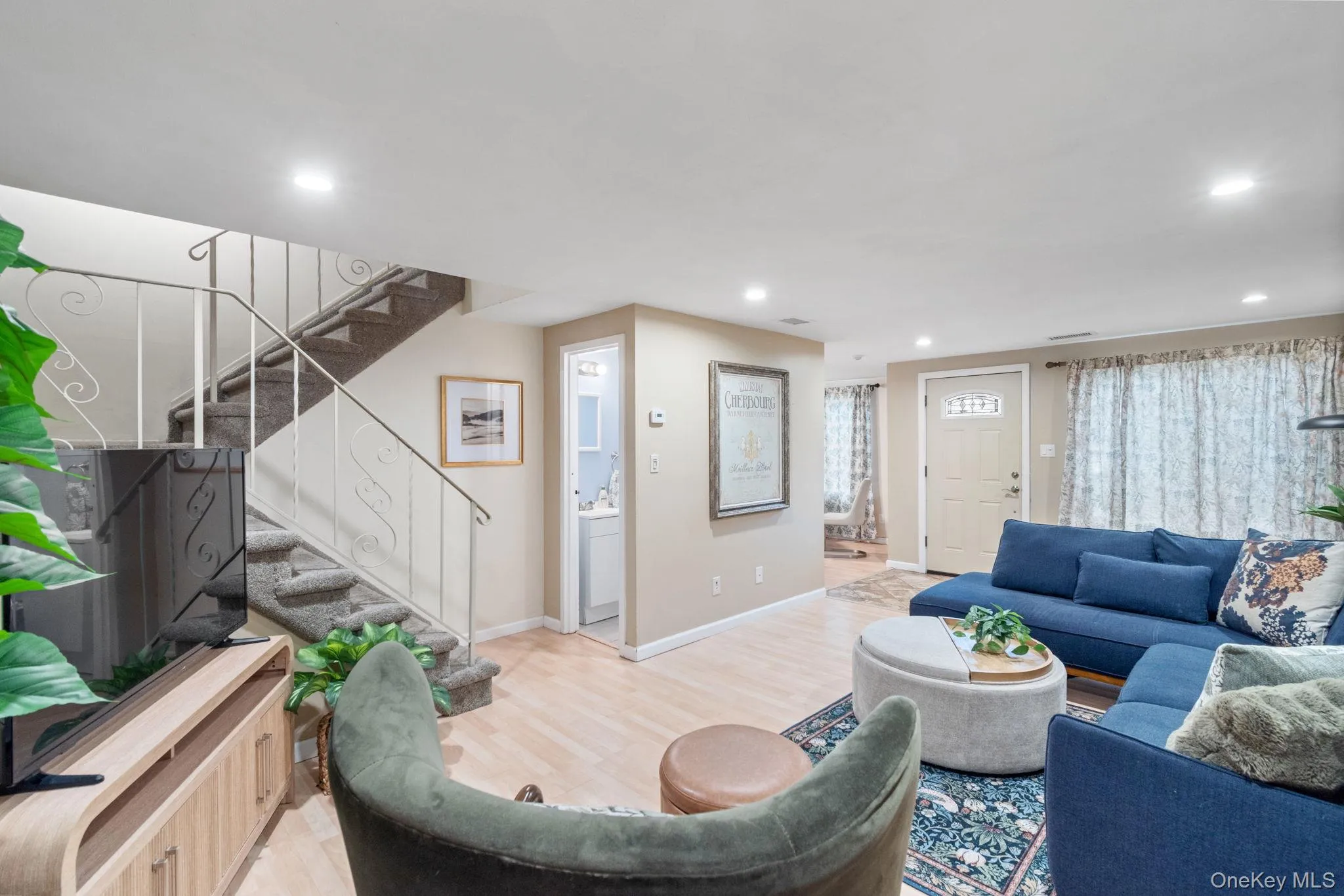 48 Birchwood Drive, Brookhaven, NY, 3 Bedrooms Bedrooms, 6 Rooms Rooms,1 BathroomBathrooms,Residential,For Rent,Birchwood,0,1013843 48 Birchwood Drive, Brookhaven, NY, 3 Bedrooms Bedrooms, 6 Rooms Rooms,1 BathroomBathrooms,Residential,For Rent,Birchwood,0,1013843