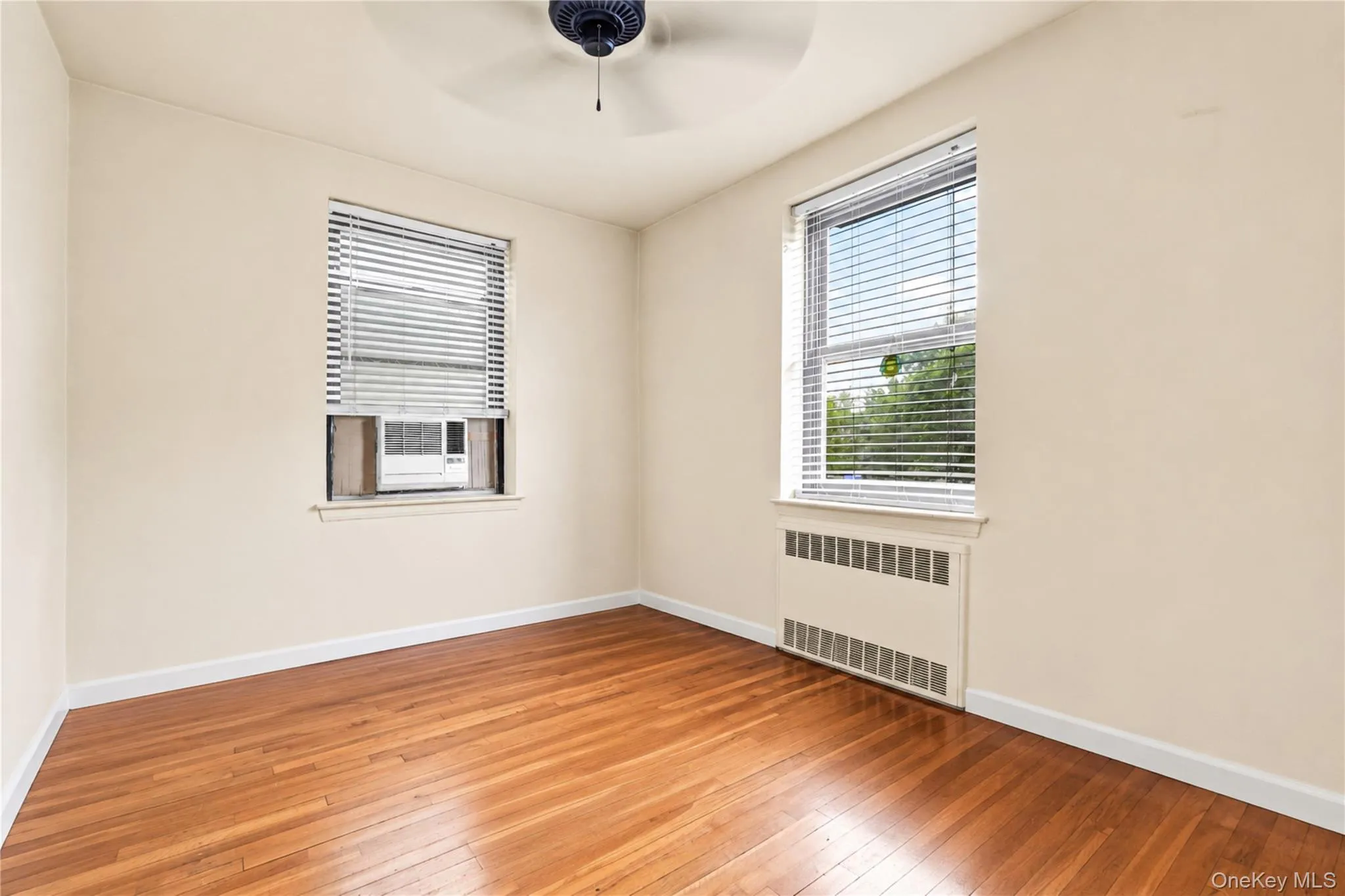 28-02 141st Street, New York, NY, 2 Bedrooms Bedrooms, 5 Rooms Rooms,1 BathroomBathrooms,Residential,For Rent,141st,0,1013844 28-02 141st Street, New York, NY, 2 Bedrooms Bedrooms, 5 Rooms Rooms,1 BathroomBathrooms,Residential,For Rent,141st,0,1013844