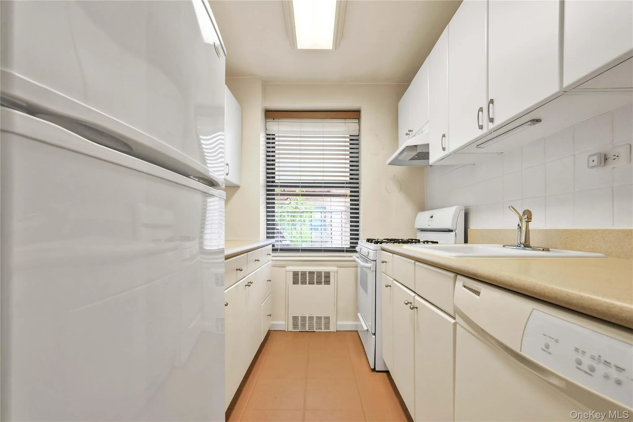28-02 141st Street, New York, NY, 2 Bedrooms Bedrooms, 5 Rooms Rooms,1 BathroomBathrooms,Residential,For Rent,141st,0,1013844 28-02 141st Street, New York, NY, 2 Bedrooms Bedrooms, 5 Rooms Rooms,1 BathroomBathrooms,Residential,For Rent,141st,0,1013844