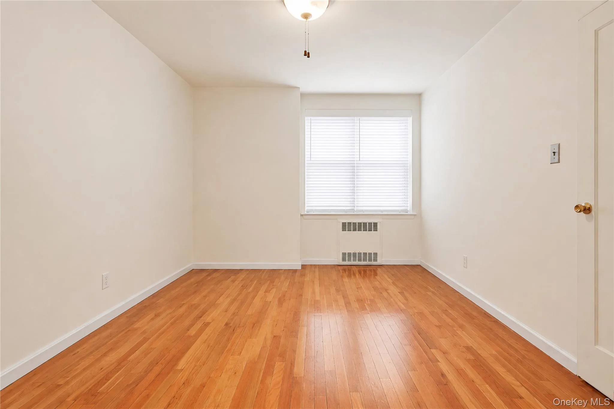 28-02 141st Street, New York, NY, 2 Bedrooms Bedrooms, 5 Rooms Rooms,1 BathroomBathrooms,Residential,For Rent,141st,0,1013844 28-02 141st Street, New York, NY, 2 Bedrooms Bedrooms, 5 Rooms Rooms,1 BathroomBathrooms,Residential,For Rent,141st,0,1013844