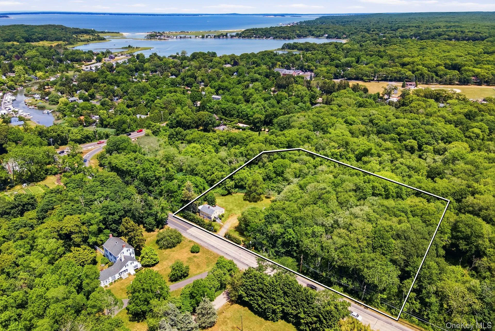1680 Sea Road, Southampton, NY, 3 Bedrooms Bedrooms, 10 Rooms Rooms,2 BathroomsBathrooms,Residential,For Rent,Sea,0,KEY1013845 1680 Sea Road, Southampton, NY, 3 Bedrooms Bedrooms, 10 Rooms Rooms,2 BathroomsBathrooms,Residential,For Rent,Sea,0,KEY1013845