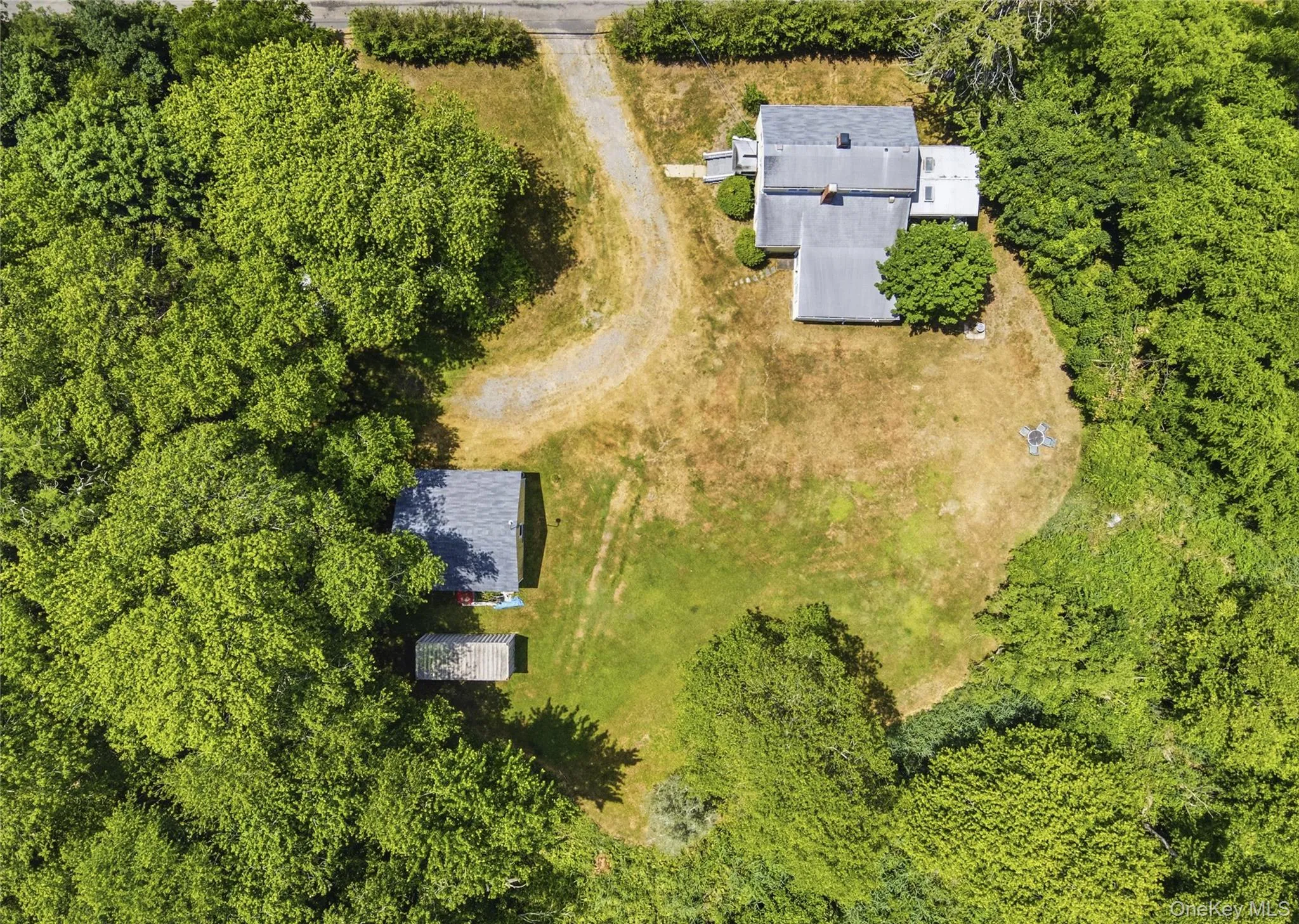 1680 Sea Road, Southampton, NY, 3 Bedrooms Bedrooms, 10 Rooms Rooms,2 BathroomsBathrooms,Residential,For Rent,Sea,0,KEY1013845 1680 Sea Road, Southampton, NY, 3 Bedrooms Bedrooms, 10 Rooms Rooms,2 BathroomsBathrooms,Residential,For Rent,Sea,0,KEY1013845