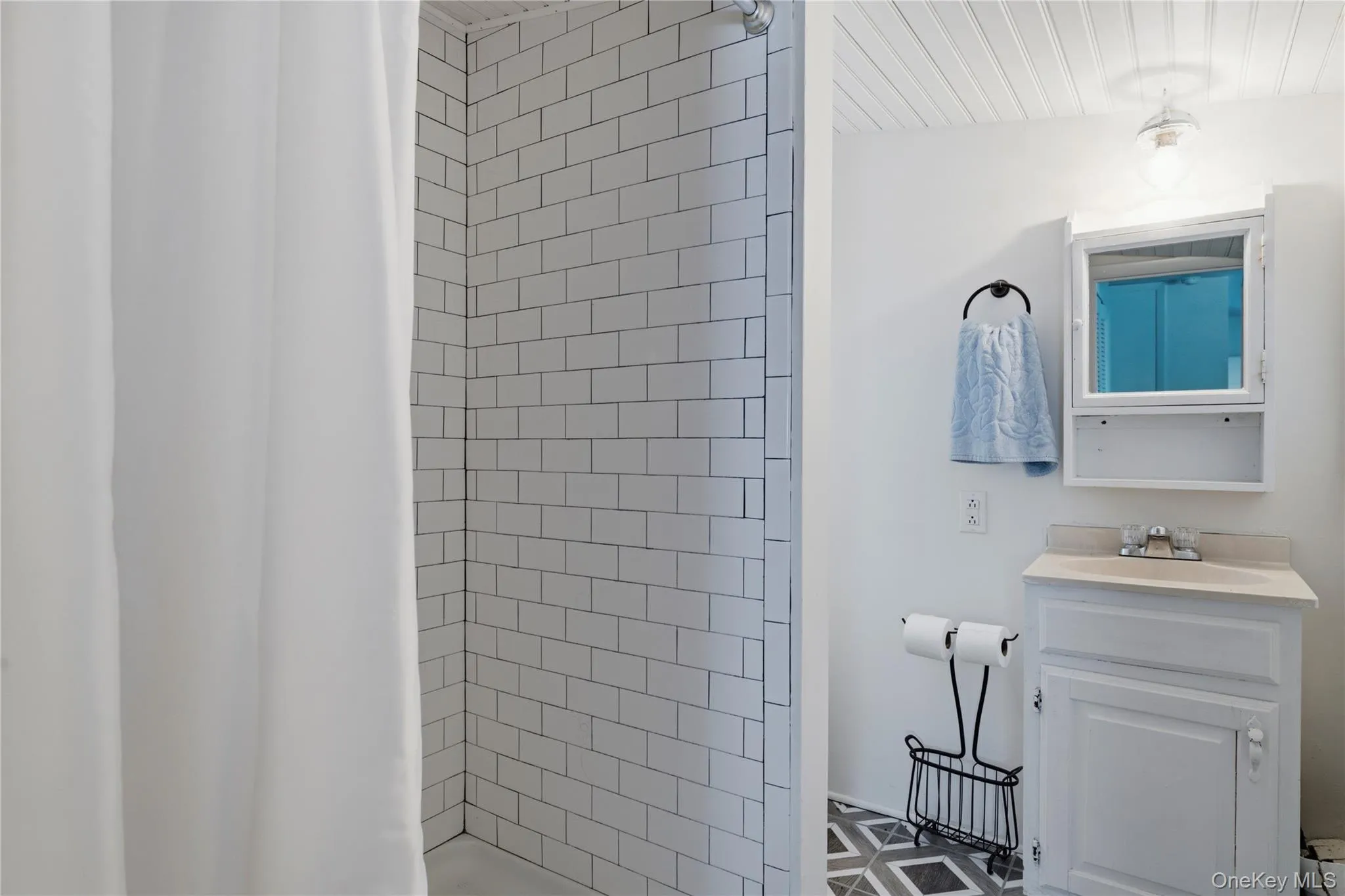 1680 Sea Road, Southampton, NY, 3 Bedrooms Bedrooms, 10 Rooms Rooms,2 BathroomsBathrooms,Residential,For Rent,Sea,0,KEY1013845 1680 Sea Road, Southampton, NY, 3 Bedrooms Bedrooms, 10 Rooms Rooms,2 BathroomsBathrooms,Residential,For Rent,Sea,0,KEY1013845