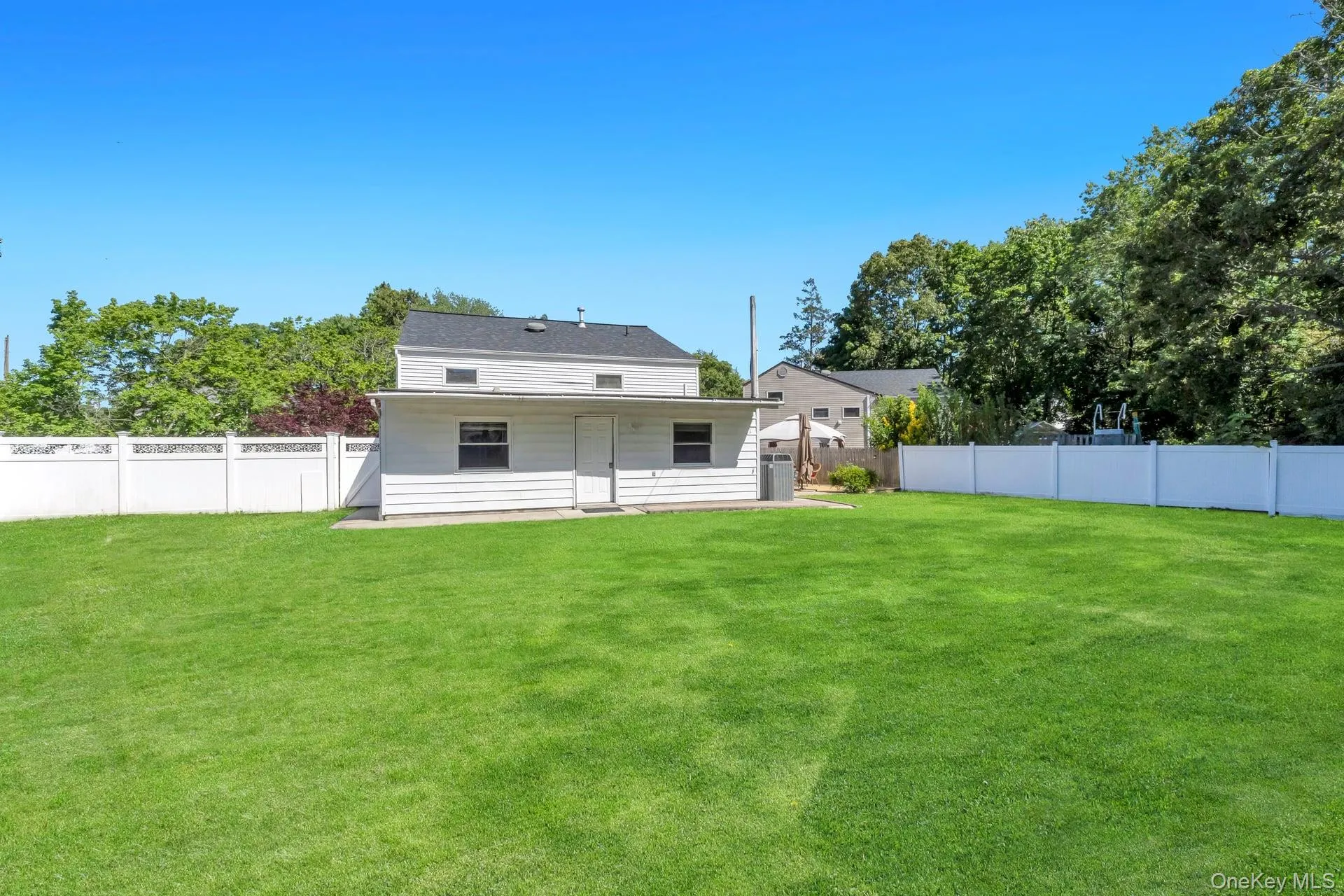 22 Wagon Lane, Brookhaven, NY, 3 Bedrooms Bedrooms, 7 Rooms Rooms,3 BathroomsBathrooms,Residential,For Rent,Wagon,0,1013847 22 Wagon Lane, Brookhaven, NY, 3 Bedrooms Bedrooms, 7 Rooms Rooms,3 BathroomsBathrooms,Residential,For Rent,Wagon,0,1013847