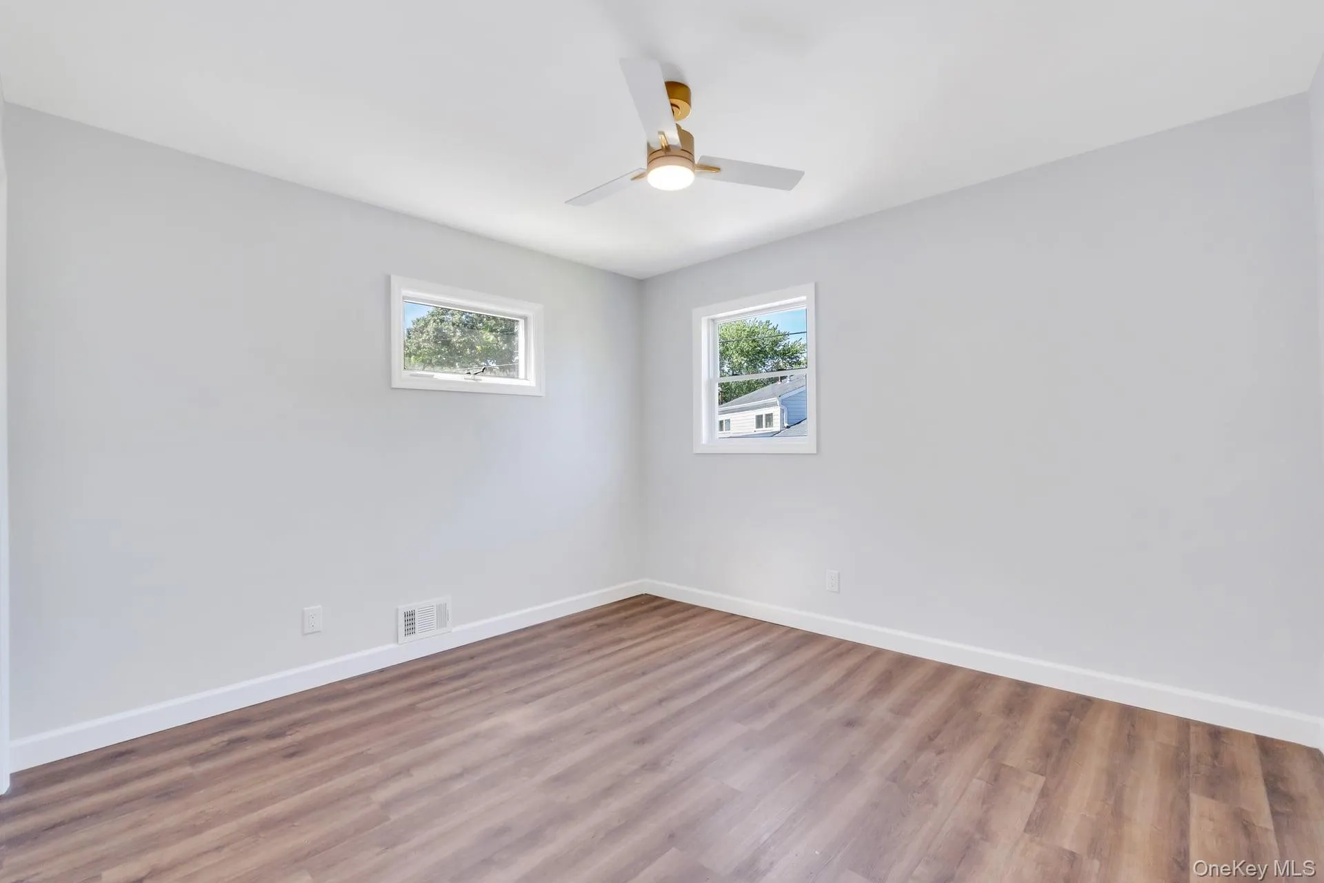 22 Wagon Lane, Brookhaven, NY, 3 Bedrooms Bedrooms, 7 Rooms Rooms,3 BathroomsBathrooms,Residential,For Rent,Wagon,0,1013847 22 Wagon Lane, Brookhaven, NY, 3 Bedrooms Bedrooms, 7 Rooms Rooms,3 BathroomsBathrooms,Residential,For Rent,Wagon,0,1013847