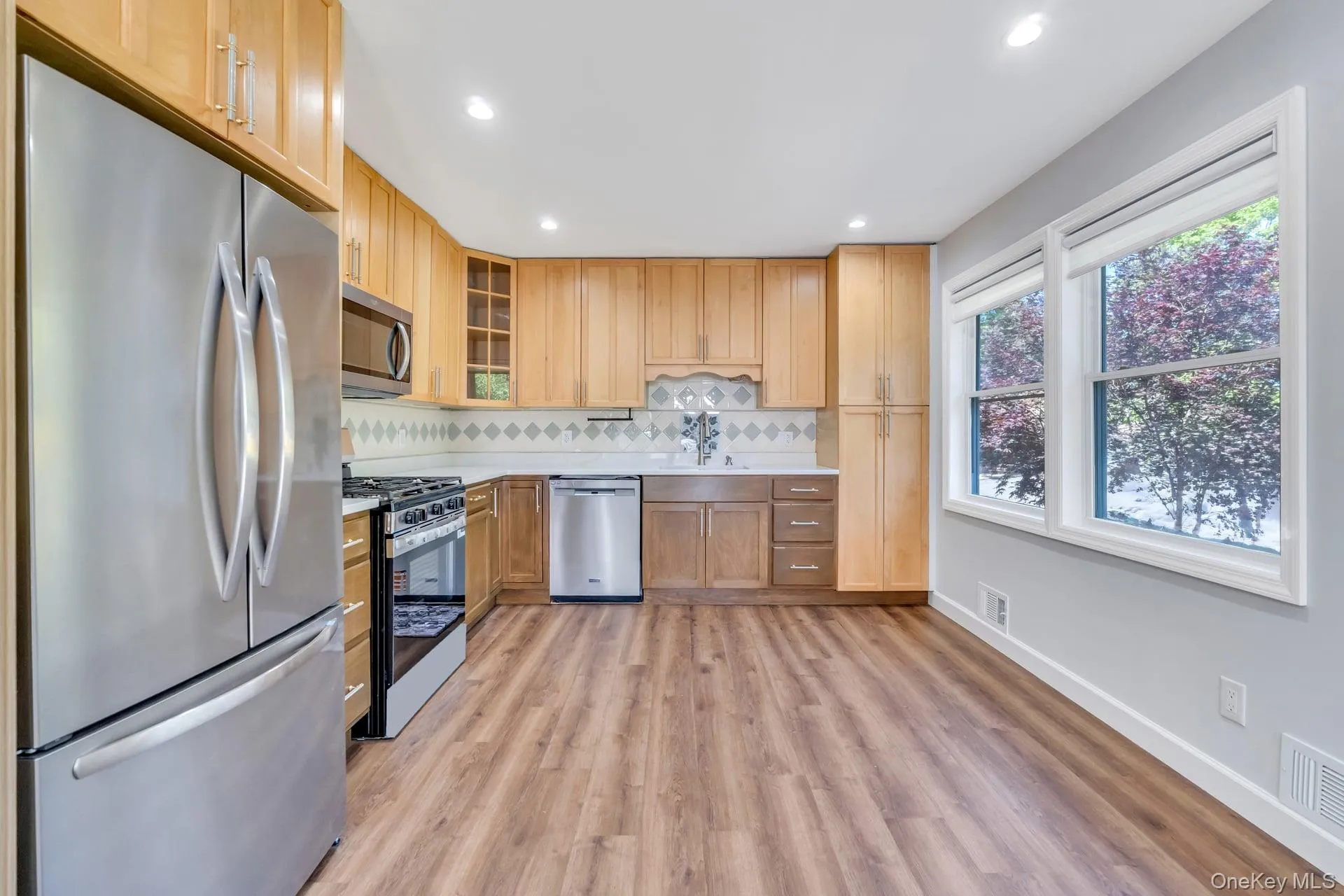 22 Wagon Lane, Brookhaven, NY, 3 Bedrooms Bedrooms, 7 Rooms Rooms,3 BathroomsBathrooms,Residential,For Rent,Wagon,0,1013847 22 Wagon Lane, Brookhaven, NY, 3 Bedrooms Bedrooms, 7 Rooms Rooms,3 BathroomsBathrooms,Residential,For Rent,Wagon,0,1013847