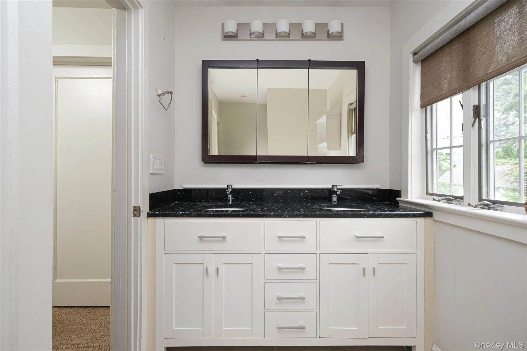 94 Kensington Road, Eastchester, NY, 3 Bedrooms Bedrooms, 7 Rooms Rooms,2 BathroomsBathrooms,Residential Lease,For Rent,Kensington,0,1013848 94 Kensington Road, Eastchester, NY, 3 Bedrooms Bedrooms, 7 Rooms Rooms,2 BathroomsBathrooms,Residential Lease,For Rent,Kensington,0,1013848