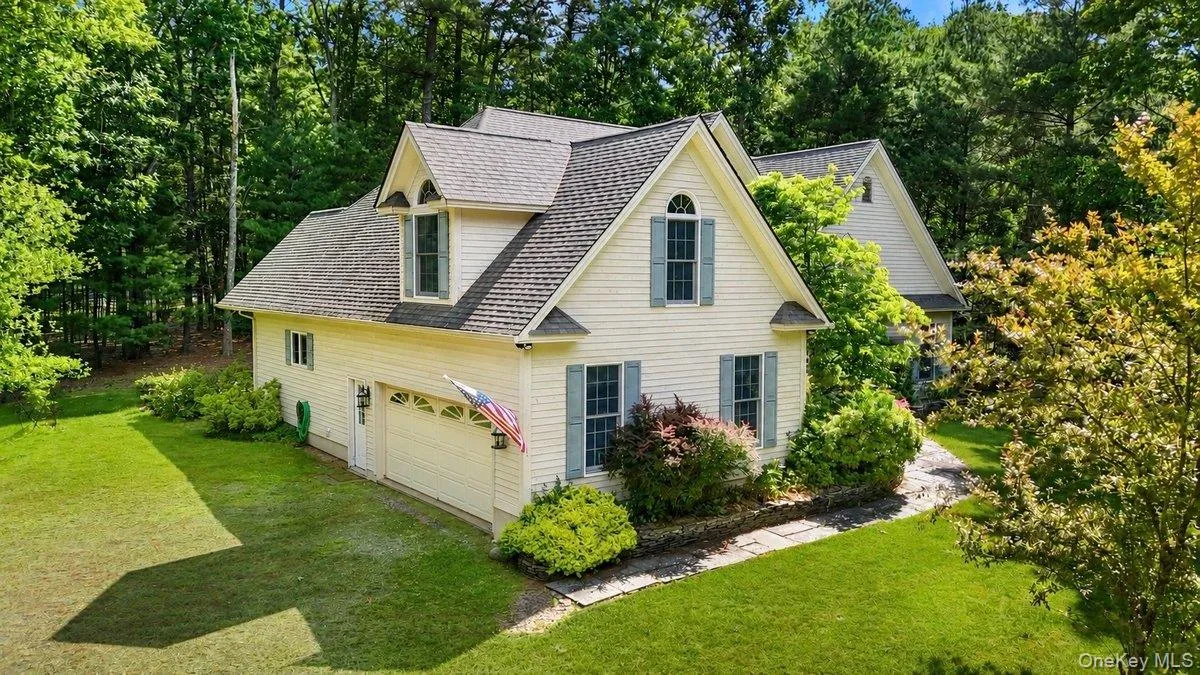 101 Azalea Court, Out Of Area, PA, 4 Bedrooms Bedrooms, 8 Rooms Rooms,2 BathroomsBathrooms,Residential,For Rent,Azalea,0,1013849 101 Azalea Court, Out Of Area, PA, 4 Bedrooms Bedrooms, 8 Rooms Rooms,2 BathroomsBathrooms,Residential,For Rent,Azalea,0,1013849
