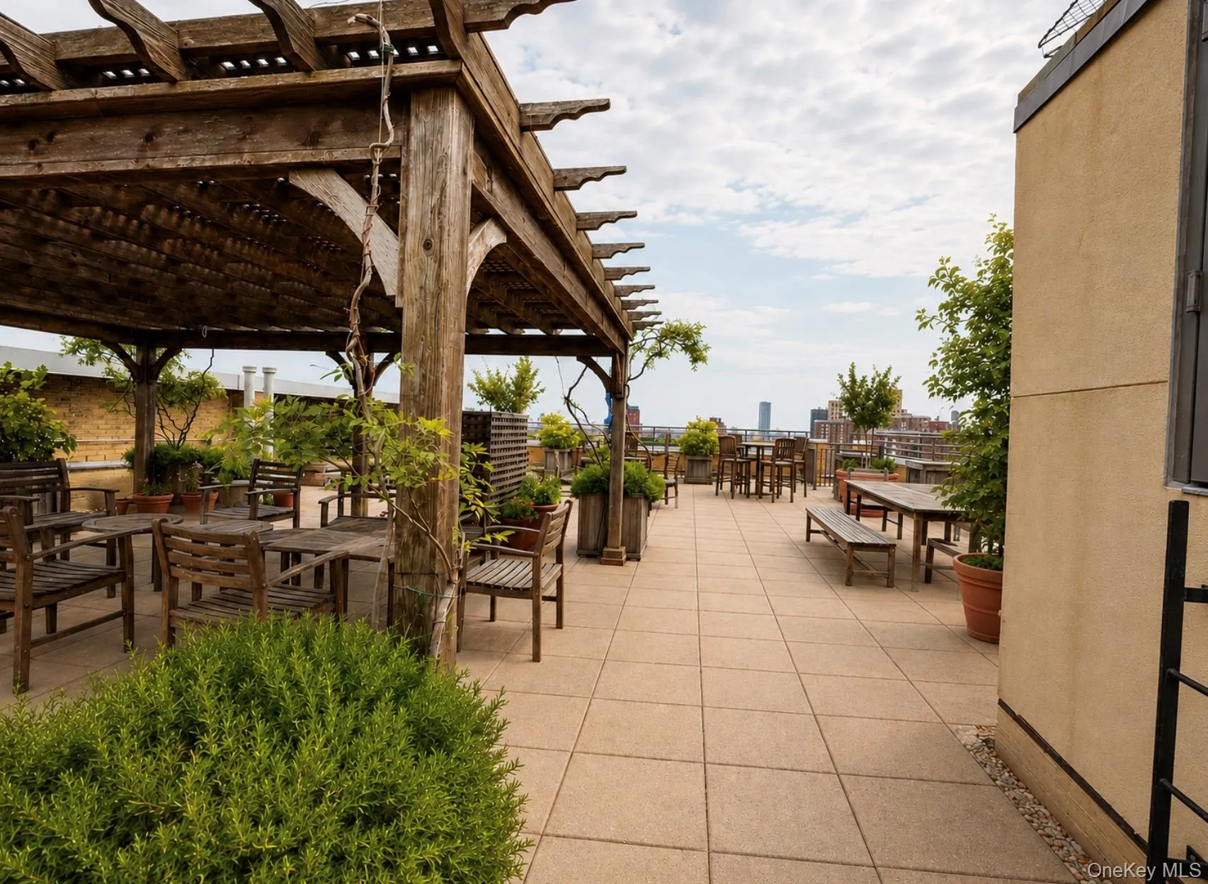 Rooftop deck part of common space. Rooftop deck part of common space.