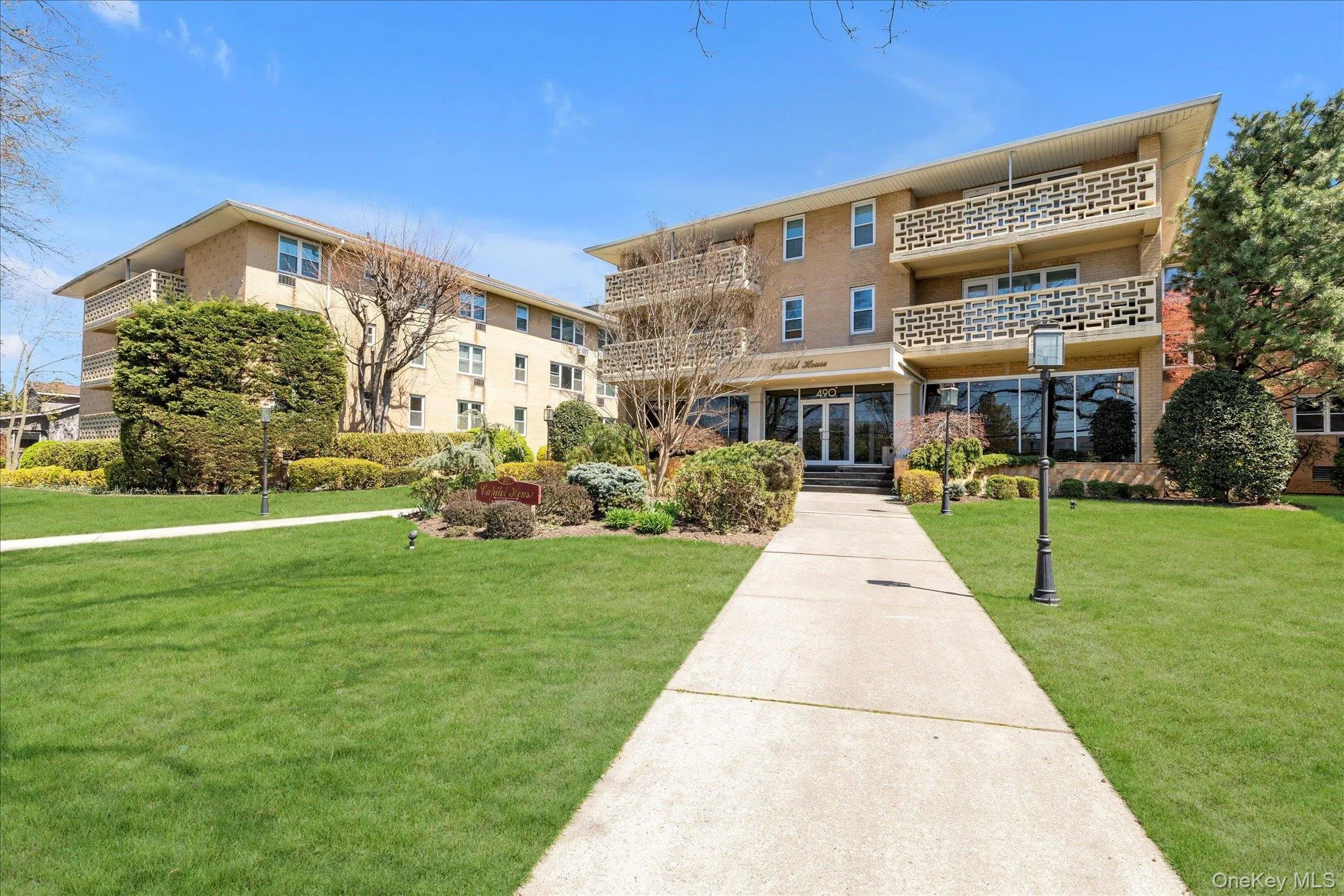 490 Atlantic Avenue, Hempstead, NY, 3 Rooms Rooms,1 BathroomBathrooms,Residential,For Rent,Atlantic,0,1013851 490 Atlantic Avenue, Hempstead, NY, 3 Rooms Rooms,1 BathroomBathrooms,Residential,For Rent,Atlantic,0,1013851