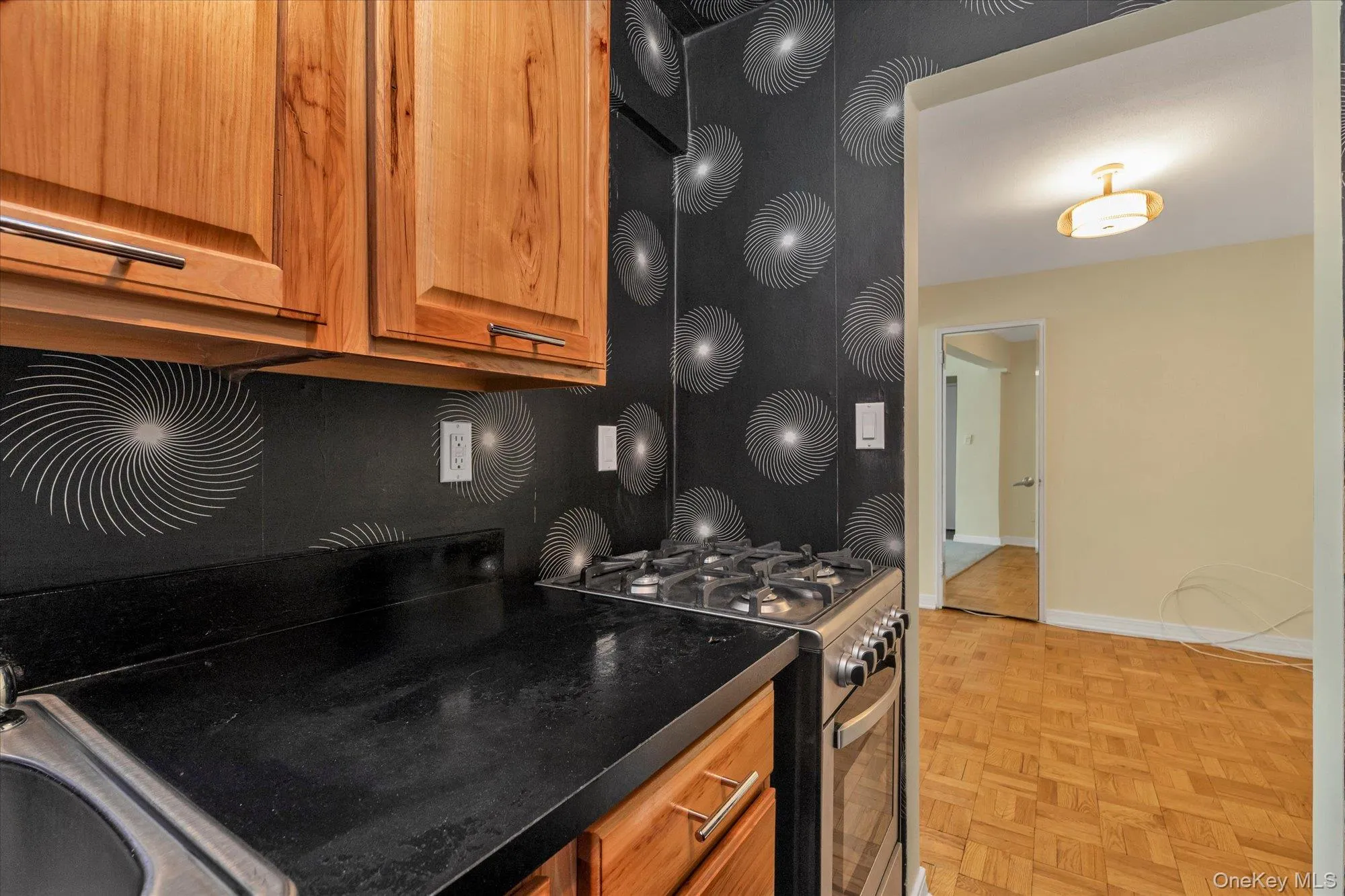 490 Atlantic Avenue, Hempstead, NY, 3 Rooms Rooms,1 BathroomBathrooms,Residential,For Rent,Atlantic,0,1013851 490 Atlantic Avenue, Hempstead, NY, 3 Rooms Rooms,1 BathroomBathrooms,Residential,For Rent,Atlantic,0,1013851