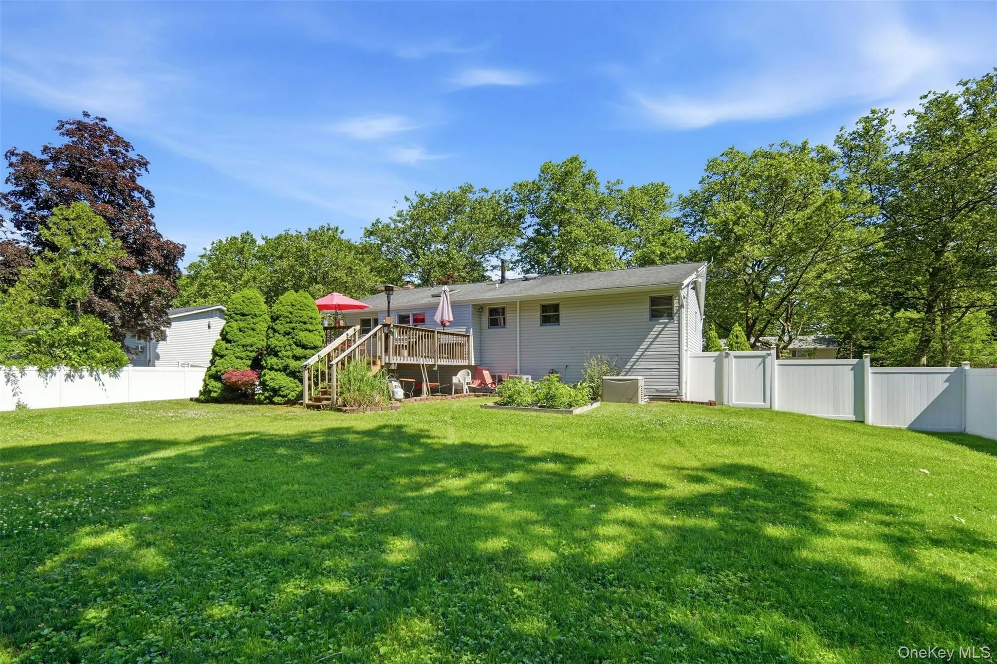 5 Pine Hill Lane, Huntington, NY, 3 Bedrooms Bedrooms, 7 Rooms Rooms,2 BathroomsBathrooms,Residential,For Rent,Pine Hill,0,1013852 5 Pine Hill Lane, Huntington, NY, 3 Bedrooms Bedrooms, 7 Rooms Rooms,2 BathroomsBathrooms,Residential,For Rent,Pine Hill,0,1013852