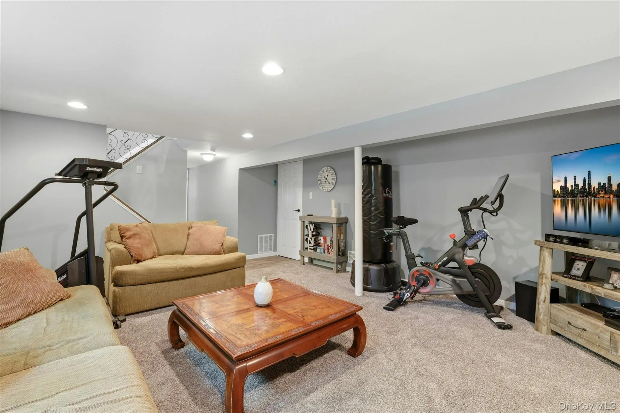 5 Pine Hill Lane, Huntington, NY, 3 Bedrooms Bedrooms, 7 Rooms Rooms,2 BathroomsBathrooms,Residential,For Rent,Pine Hill,0,1013852 5 Pine Hill Lane, Huntington, NY, 3 Bedrooms Bedrooms, 7 Rooms Rooms,2 BathroomsBathrooms,Residential,For Rent,Pine Hill,0,1013852
