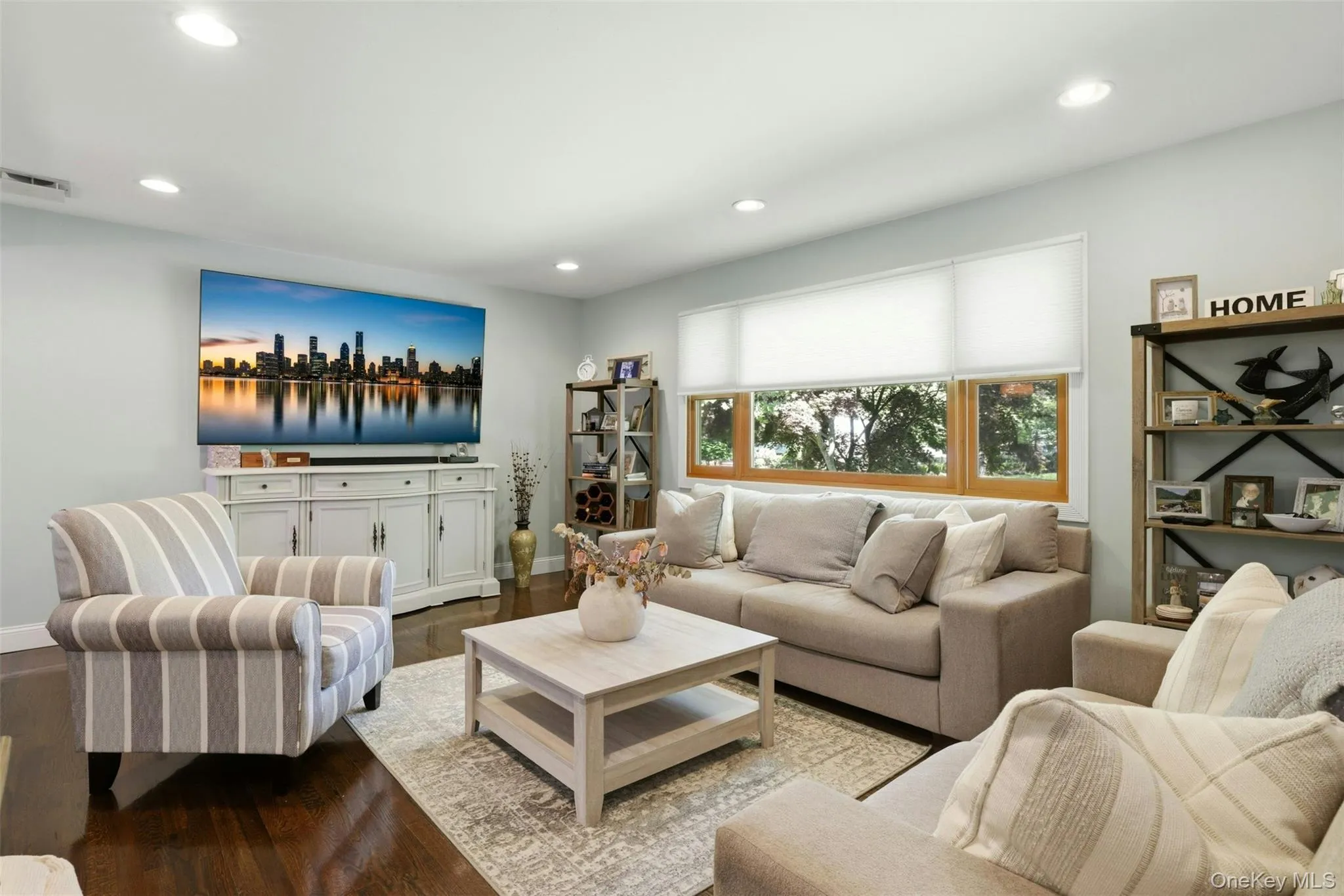5 Pine Hill Lane, Huntington, NY, 3 Bedrooms Bedrooms, 7 Rooms Rooms,2 BathroomsBathrooms,Residential,For Rent,Pine Hill,0,1013852 5 Pine Hill Lane, Huntington, NY, 3 Bedrooms Bedrooms, 7 Rooms Rooms,2 BathroomsBathrooms,Residential,For Rent,Pine Hill,0,1013852