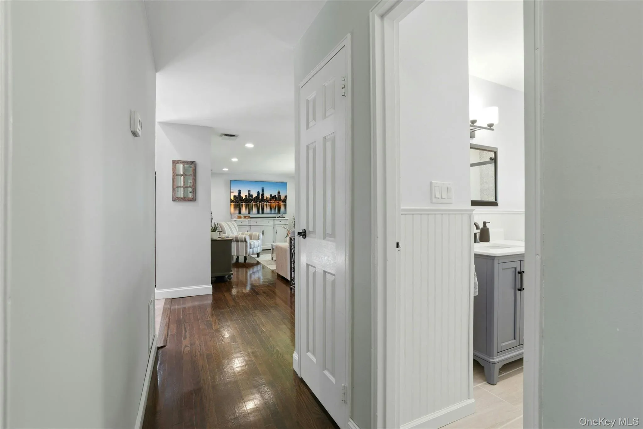 5 Pine Hill Lane, Huntington, NY, 3 Bedrooms Bedrooms, 7 Rooms Rooms,2 BathroomsBathrooms,Residential,For Rent,Pine Hill,0,1013852 5 Pine Hill Lane, Huntington, NY, 3 Bedrooms Bedrooms, 7 Rooms Rooms,2 BathroomsBathrooms,Residential,For Rent,Pine Hill,0,1013852