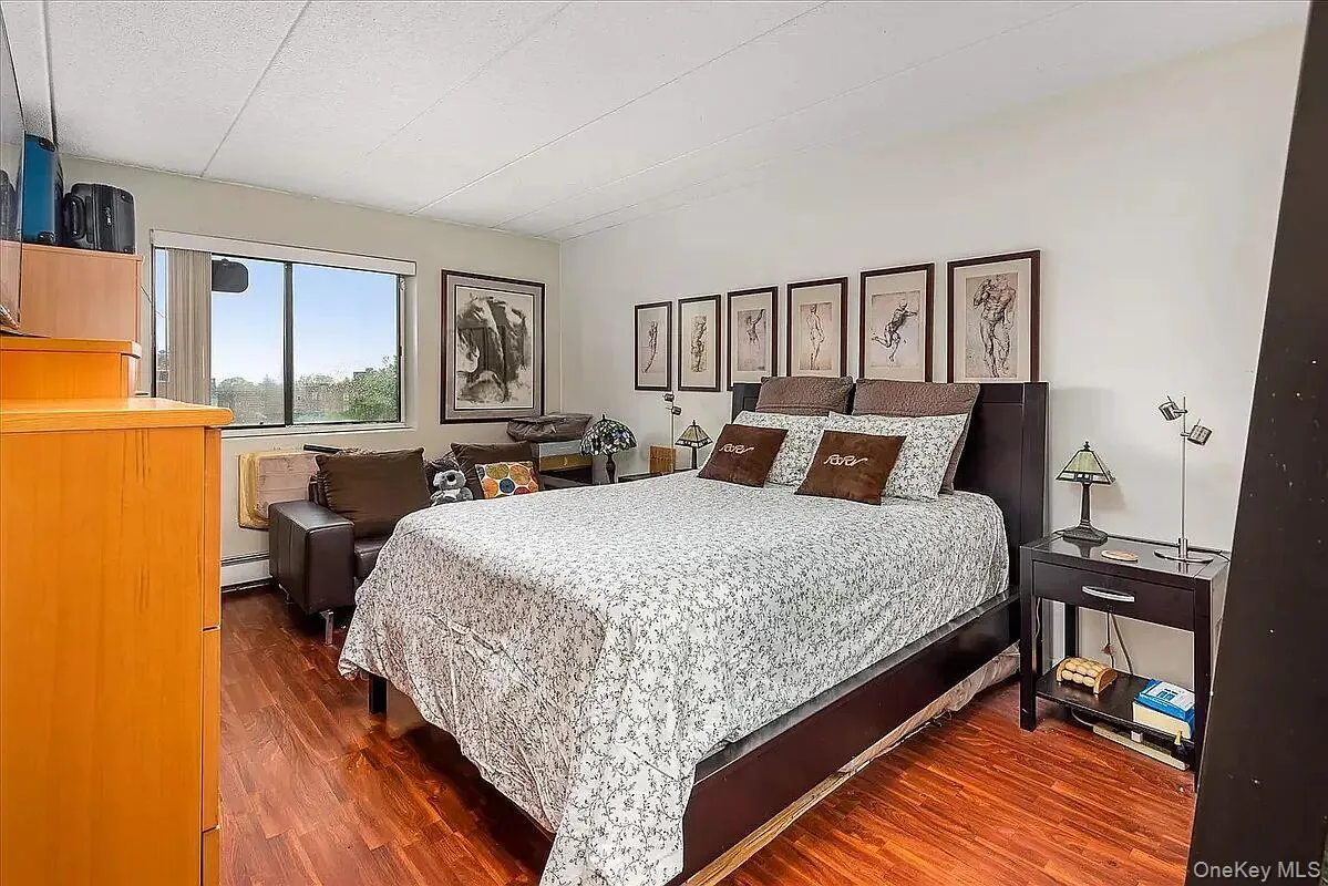 13508 82nd Avenue, New York, NY, 1 Bedroom Bedrooms, 3 Rooms Rooms,1 BathroomBathrooms,Residential,For Rent,82nd,0,1013858 13508 82nd Avenue, New York, NY, 1 Bedroom Bedrooms, 3 Rooms Rooms,1 BathroomBathrooms,Residential,For Rent,82nd,0,1013858