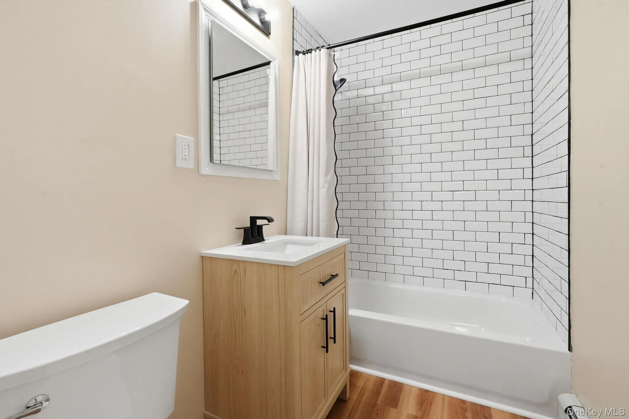4060 Jerusalem Avenue, Hempstead, NY, 1 Bedroom Bedrooms, 4 Rooms Rooms,1 BathroomBathrooms,Residential,For Rent,Jerusalem,0,1013863 4060 Jerusalem Avenue, Hempstead, NY, 1 Bedroom Bedrooms, 4 Rooms Rooms,1 BathroomBathrooms,Residential,For Rent,Jerusalem,0,1013863