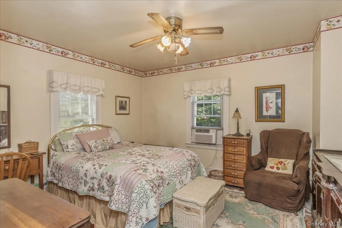 40-29 217th Street, New York, NY, 3 Bedrooms Bedrooms, 9 Rooms Rooms,1 BathroomBathrooms,Residential,For Rent,217th,0,1013865 40-29 217th Street, New York, NY, 3 Bedrooms Bedrooms, 9 Rooms Rooms,1 BathroomBathrooms,Residential,For Rent,217th,0,1013865