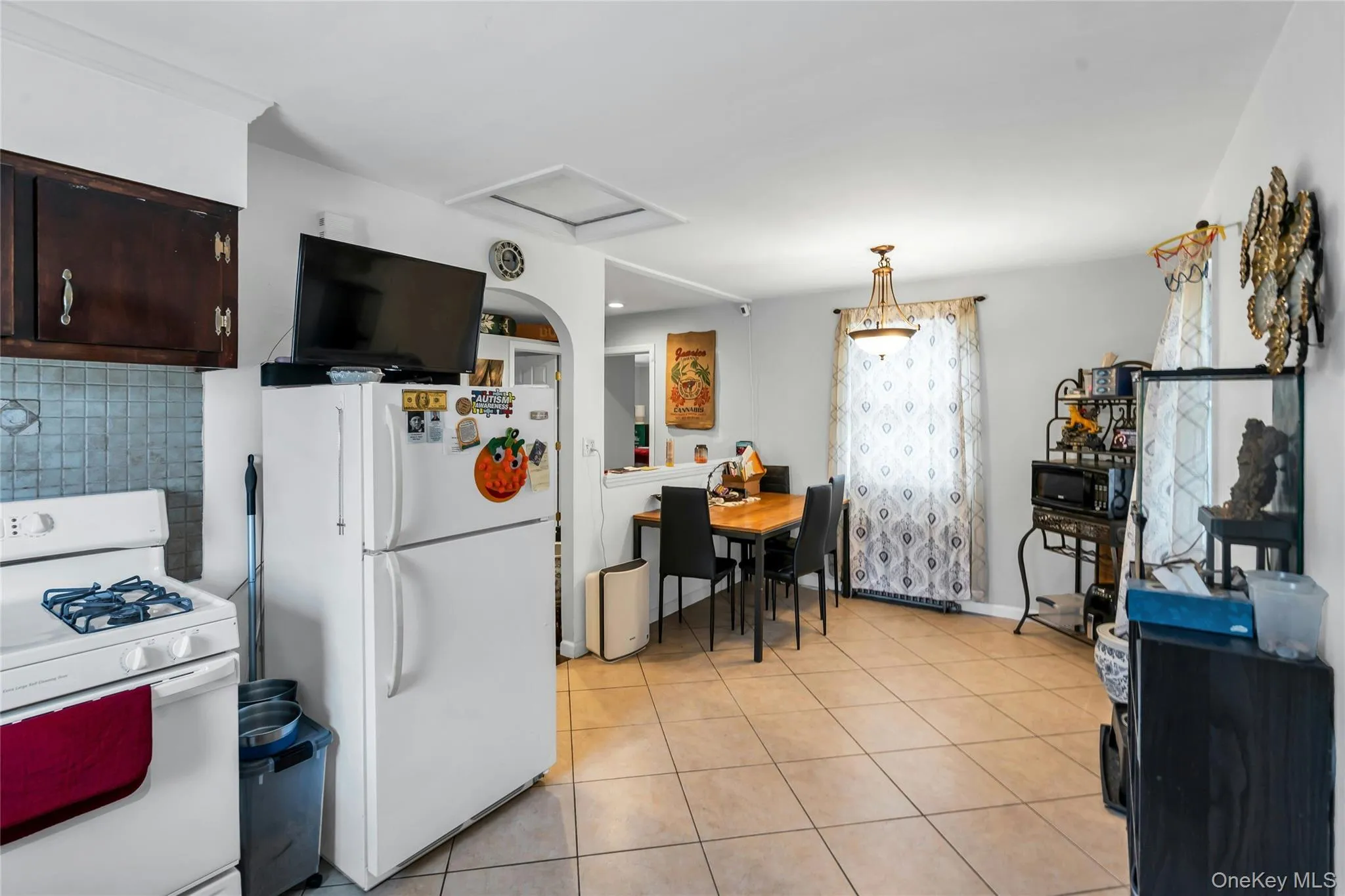 533 Old Country Road, Babylon, NY, 2 Bedrooms Bedrooms, 5 Rooms Rooms,2 BathroomsBathrooms,Residential,For Rent,Old Country,0,1013866 533 Old Country Road, Babylon, NY, 2 Bedrooms Bedrooms, 5 Rooms Rooms,2 BathroomsBathrooms,Residential,For Rent,Old Country,0,1013866