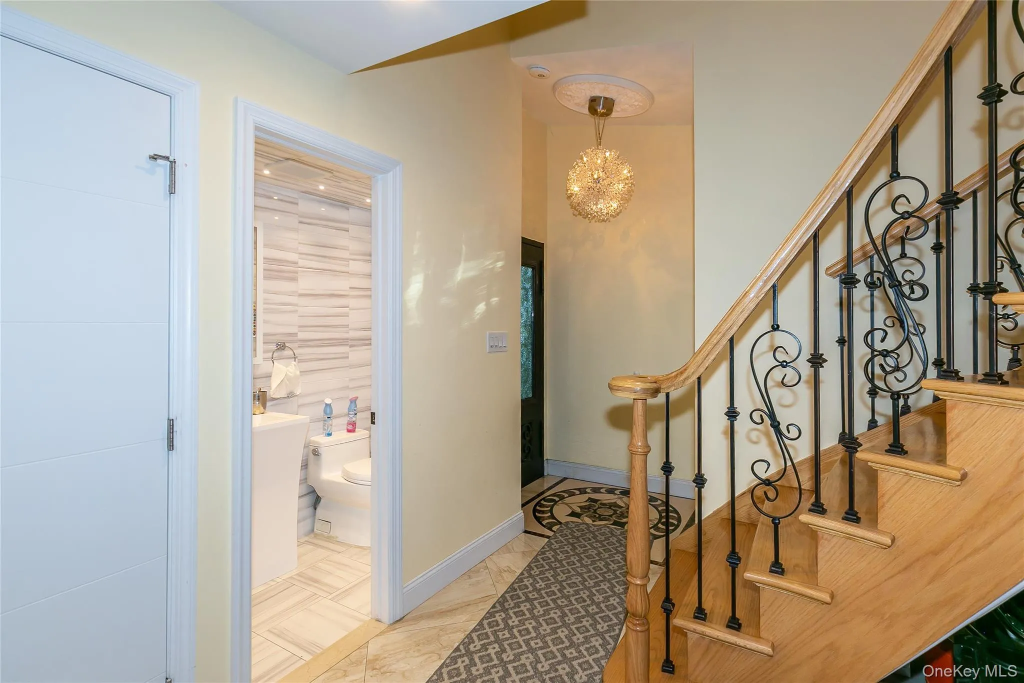 3 Edgewood Place, North Hempstead, NY, 4 Bedrooms Bedrooms, 9 Rooms Rooms,2 BathroomsBathrooms,Residential Lease,For Rent,Edgewood,0,1013868 3 Edgewood Place, North Hempstead, NY, 4 Bedrooms Bedrooms, 9 Rooms Rooms,2 BathroomsBathrooms,Residential Lease,For Rent,Edgewood,0,1013868