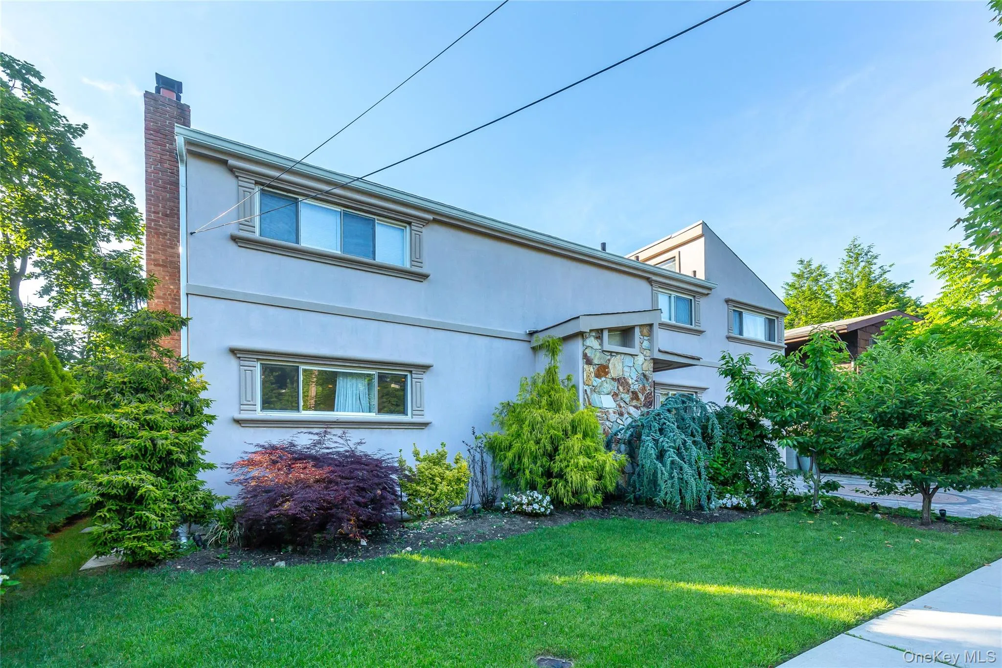3 Edgewood Place, North Hempstead, NY, 3 Bedrooms Bedrooms, 8 Rooms Rooms,2 BathroomsBathrooms,Residential Lease,For Rent,Edgewood,0,1013868 3 Edgewood Place, North Hempstead, NY, 3 Bedrooms Bedrooms, 8 Rooms Rooms,2 BathroomsBathrooms,Residential Lease,For Rent,Edgewood,0,1013868