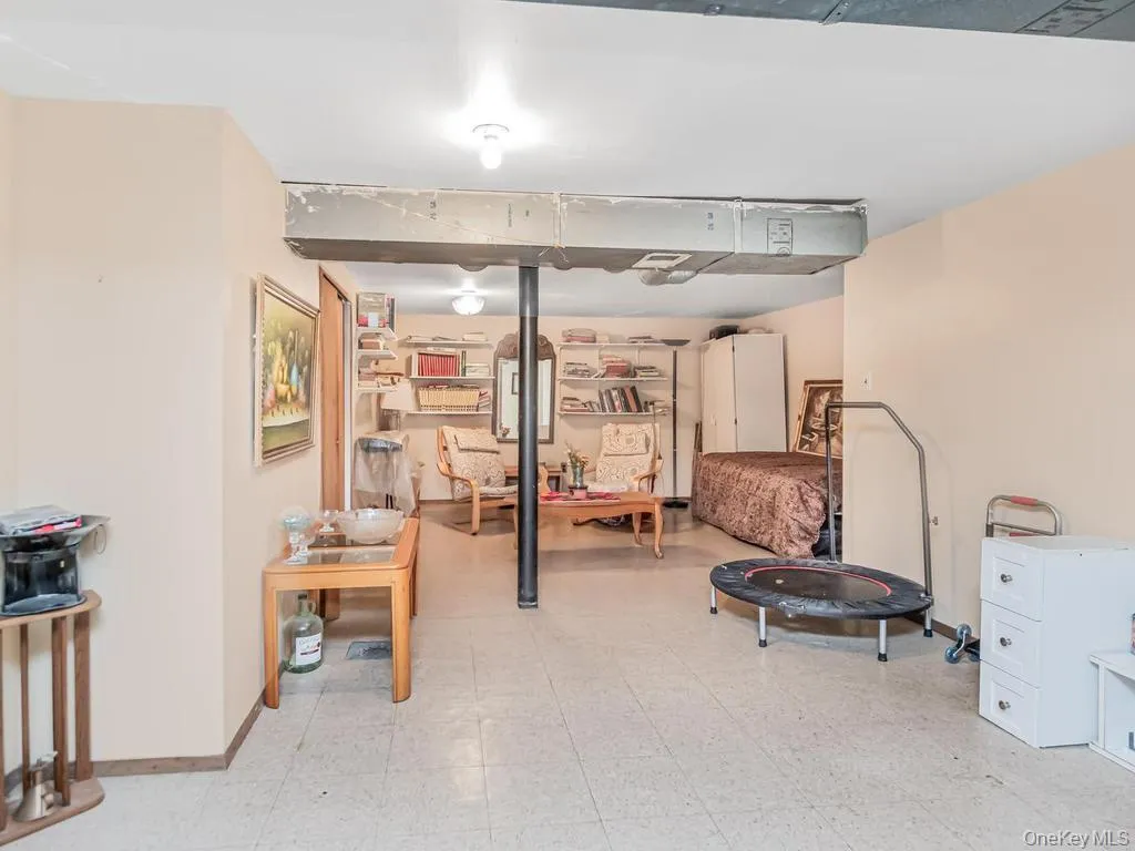 772 Home Street, New York, NY, 3 Bedrooms Bedrooms, 6 Rooms Rooms,1 BathroomBathrooms,Residential,For Rent,Home,0,KEY1013869 772 Home Street, New York, NY, 3 Bedrooms Bedrooms, 6 Rooms Rooms,1 BathroomBathrooms,Residential,For Rent,Home,0,KEY1013869