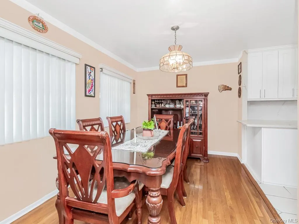 772 Home Street, New York, NY, 3 Bedrooms Bedrooms, 6 Rooms Rooms,1 BathroomBathrooms,Residential,For Rent,Home,0,KEY1013869 772 Home Street, New York, NY, 3 Bedrooms Bedrooms, 6 Rooms Rooms,1 BathroomBathrooms,Residential,For Rent,Home,0,KEY1013869