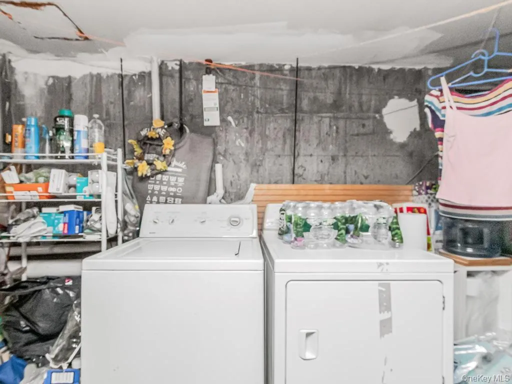 772 Home Street, New York, NY, 3 Bedrooms Bedrooms, 6 Rooms Rooms,1 BathroomBathrooms,Residential,For Rent,Home,0,KEY1013869 772 Home Street, New York, NY, 3 Bedrooms Bedrooms, 6 Rooms Rooms,1 BathroomBathrooms,Residential,For Rent,Home,0,KEY1013869