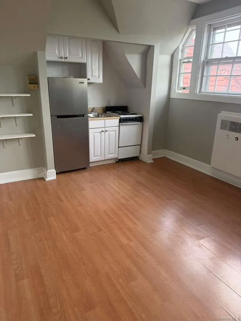 1 Station Square, New York, NY, 2 Rooms Rooms,1 BathroomBathrooms,Residential,For Rent,Square,0,1013872 1 Station Square, New York, NY, 2 Rooms Rooms,1 BathroomBathrooms,Residential,For Rent,Square,0,1013872