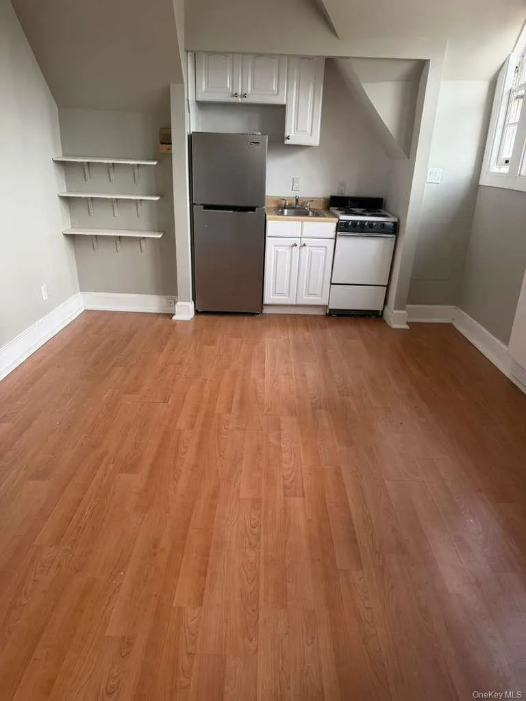 1 Station Square, New York, NY, 2 Rooms Rooms,1 BathroomBathrooms,Residential,For Rent,Square,0,1013872 1 Station Square, New York, NY, 2 Rooms Rooms,1 BathroomBathrooms,Residential,For Rent,Square,0,1013872
