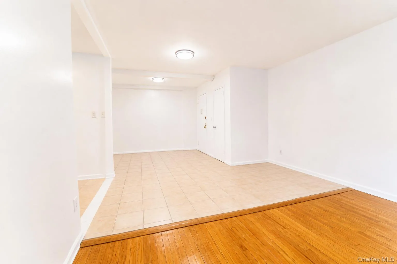 1234 Midland Avenue, Yonkers, NY, 2 Bedrooms Bedrooms, 6 Rooms Rooms,1 BathroomBathrooms,Residential Lease,For Rent,Midland,0,1013875 1234 Midland Avenue, Yonkers, NY, 2 Bedrooms Bedrooms, 6 Rooms Rooms,1 BathroomBathrooms,Residential Lease,For Rent,Midland,0,1013875
