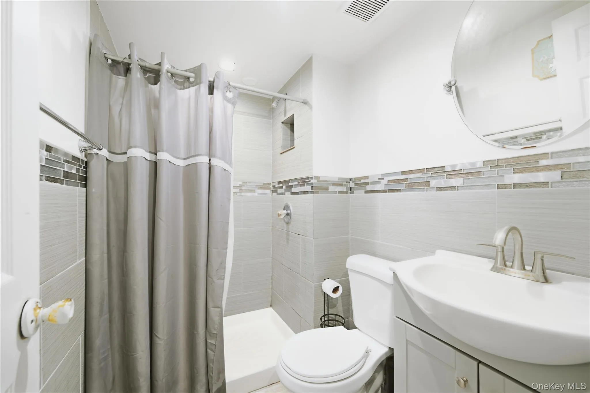 4370 Route 94, Goshen, NY, 3 Bedrooms Bedrooms, 9 Rooms Rooms,3 BathroomsBathrooms,Residential Lease,For Rent,Route 94,0,1013876 4370 Route 94, Goshen, NY, 3 Bedrooms Bedrooms, 9 Rooms Rooms,3 BathroomsBathrooms,Residential Lease,For Rent,Route 94,0,1013876