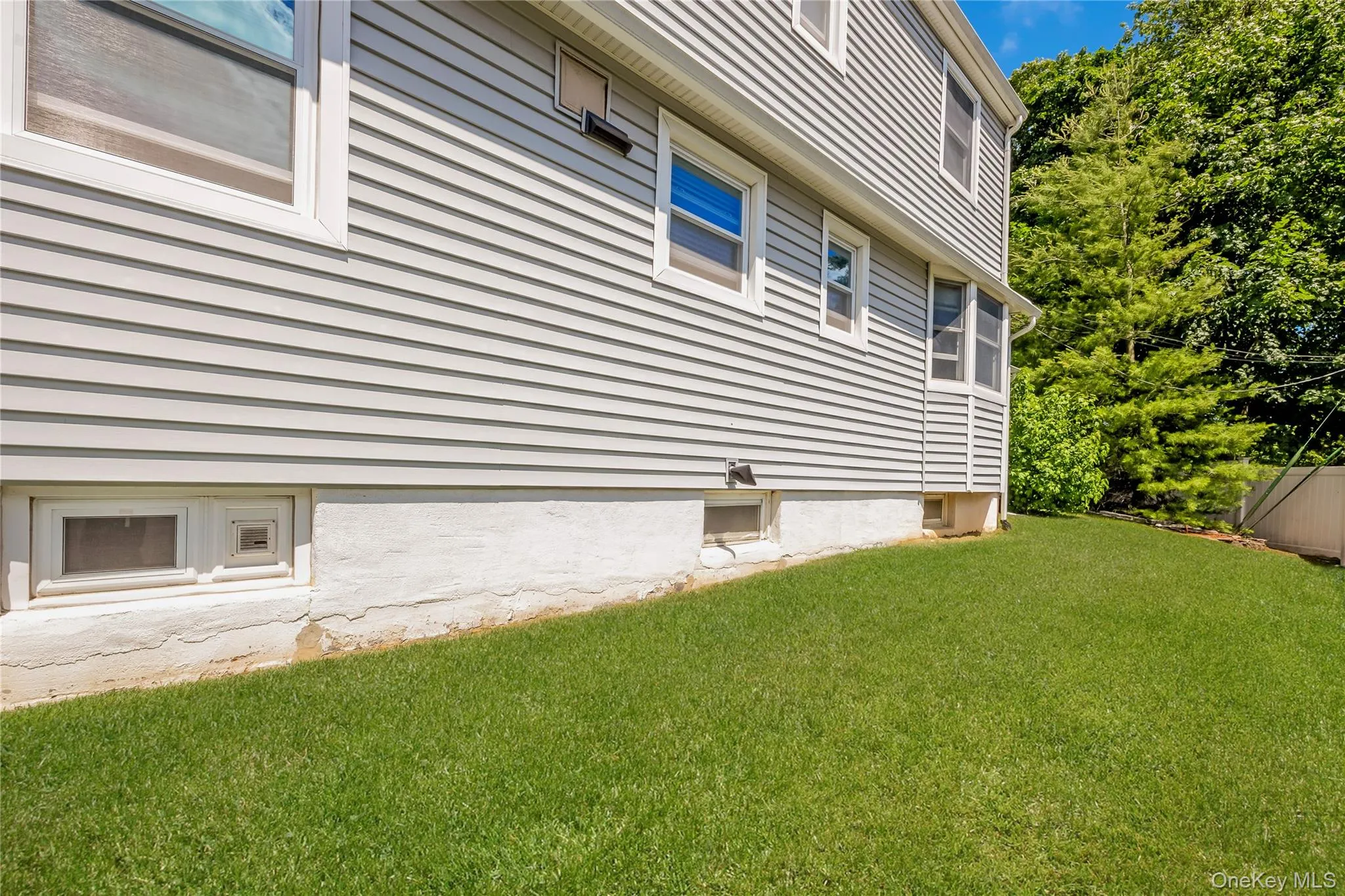 34 Ridge Road, Oyster Bay, NY, 3 Bedrooms Bedrooms, 8 Rooms Rooms,2 BathroomsBathrooms,Residential,For Rent,Ridge,0,1013877 34 Ridge Road, Oyster Bay, NY, 3 Bedrooms Bedrooms, 8 Rooms Rooms,2 BathroomsBathrooms,Residential,For Rent,Ridge,0,1013877