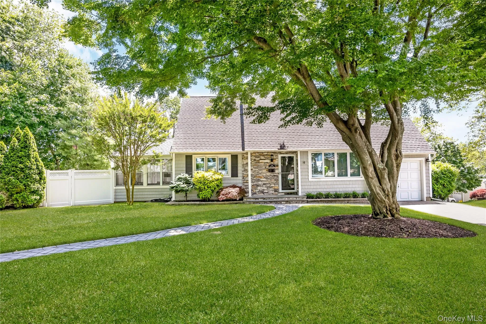 34 Ridge Road, Oyster Bay, NY, 3 Bedrooms Bedrooms, 8 Rooms Rooms,2 BathroomsBathrooms,Residential,For Rent,Ridge,0,1013877 34 Ridge Road, Oyster Bay, NY, 3 Bedrooms Bedrooms, 8 Rooms Rooms,2 BathroomsBathrooms,Residential,For Rent,Ridge,0,1013877