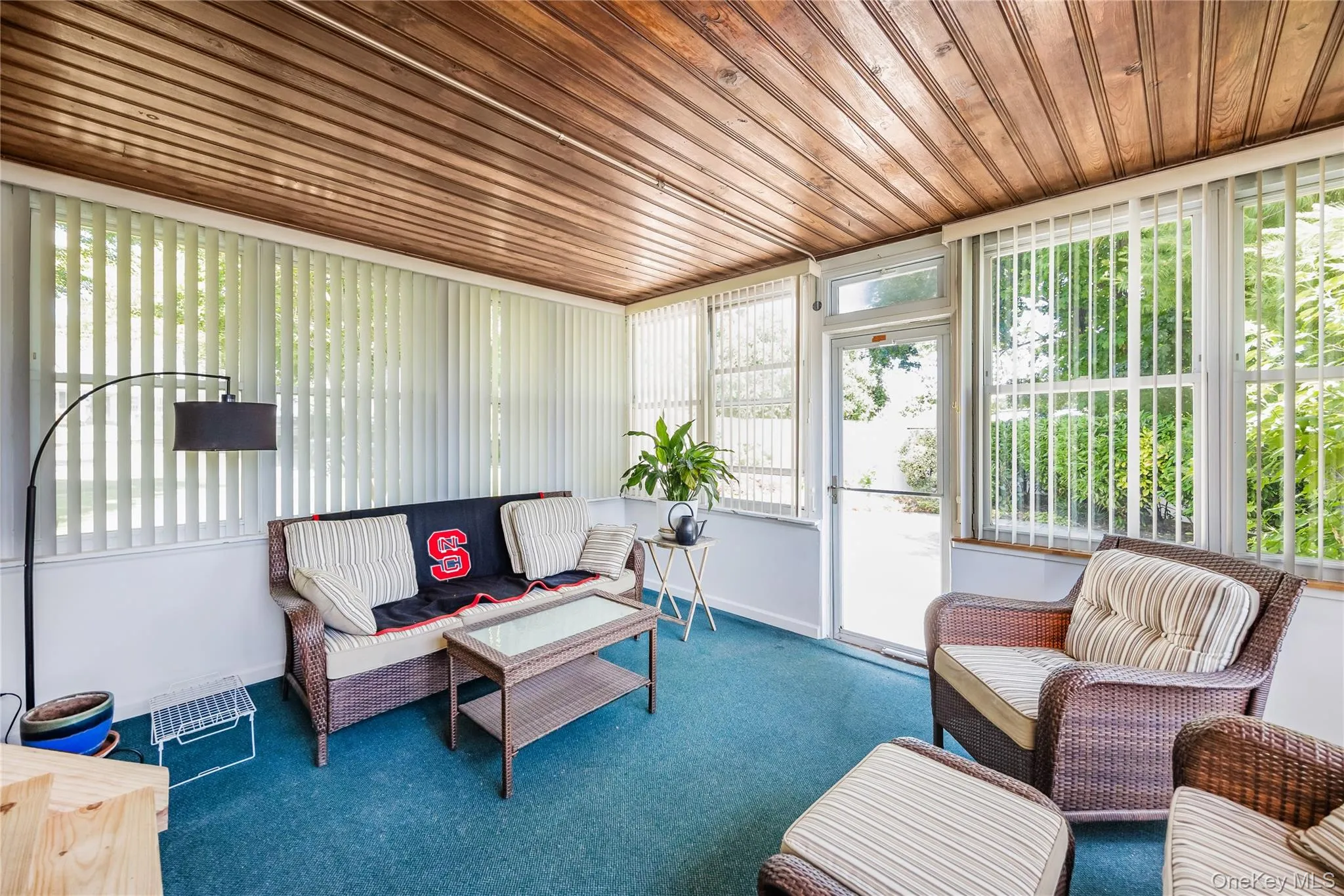 34 Ridge Road, Oyster Bay, NY, 3 Bedrooms Bedrooms, 8 Rooms Rooms,2 BathroomsBathrooms,Residential,For Rent,Ridge,0,1013877 34 Ridge Road, Oyster Bay, NY, 3 Bedrooms Bedrooms, 8 Rooms Rooms,2 BathroomsBathrooms,Residential,For Rent,Ridge,0,1013877