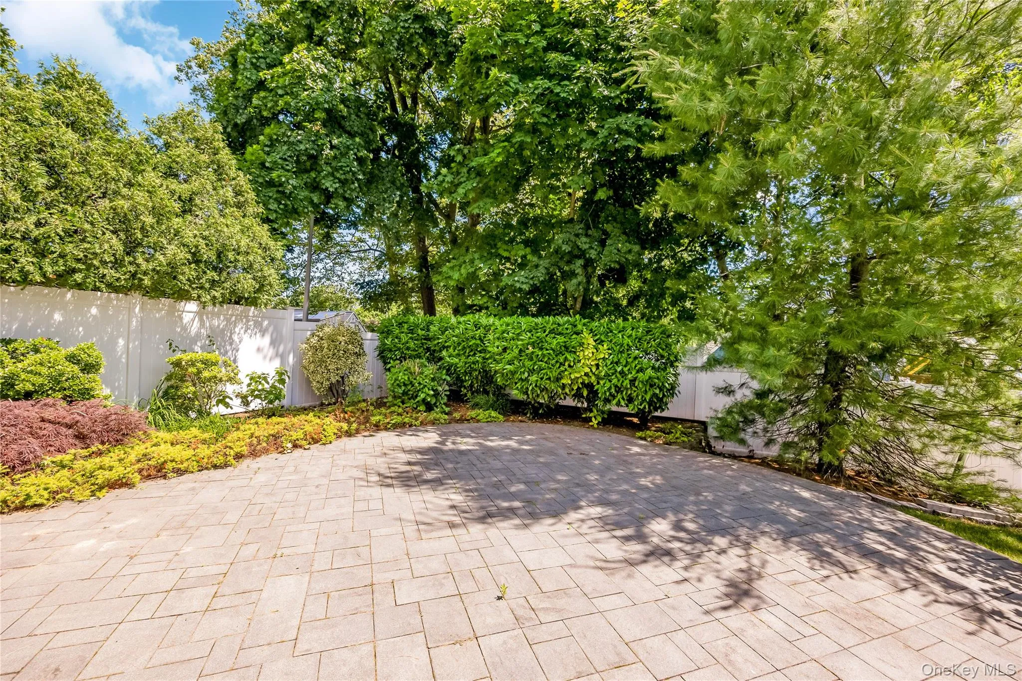 34 Ridge Road, Oyster Bay, NY, 3 Bedrooms Bedrooms, 8 Rooms Rooms,2 BathroomsBathrooms,Residential,For Rent,Ridge,0,1013877 34 Ridge Road, Oyster Bay, NY, 3 Bedrooms Bedrooms, 8 Rooms Rooms,2 BathroomsBathrooms,Residential,For Rent,Ridge,0,1013877