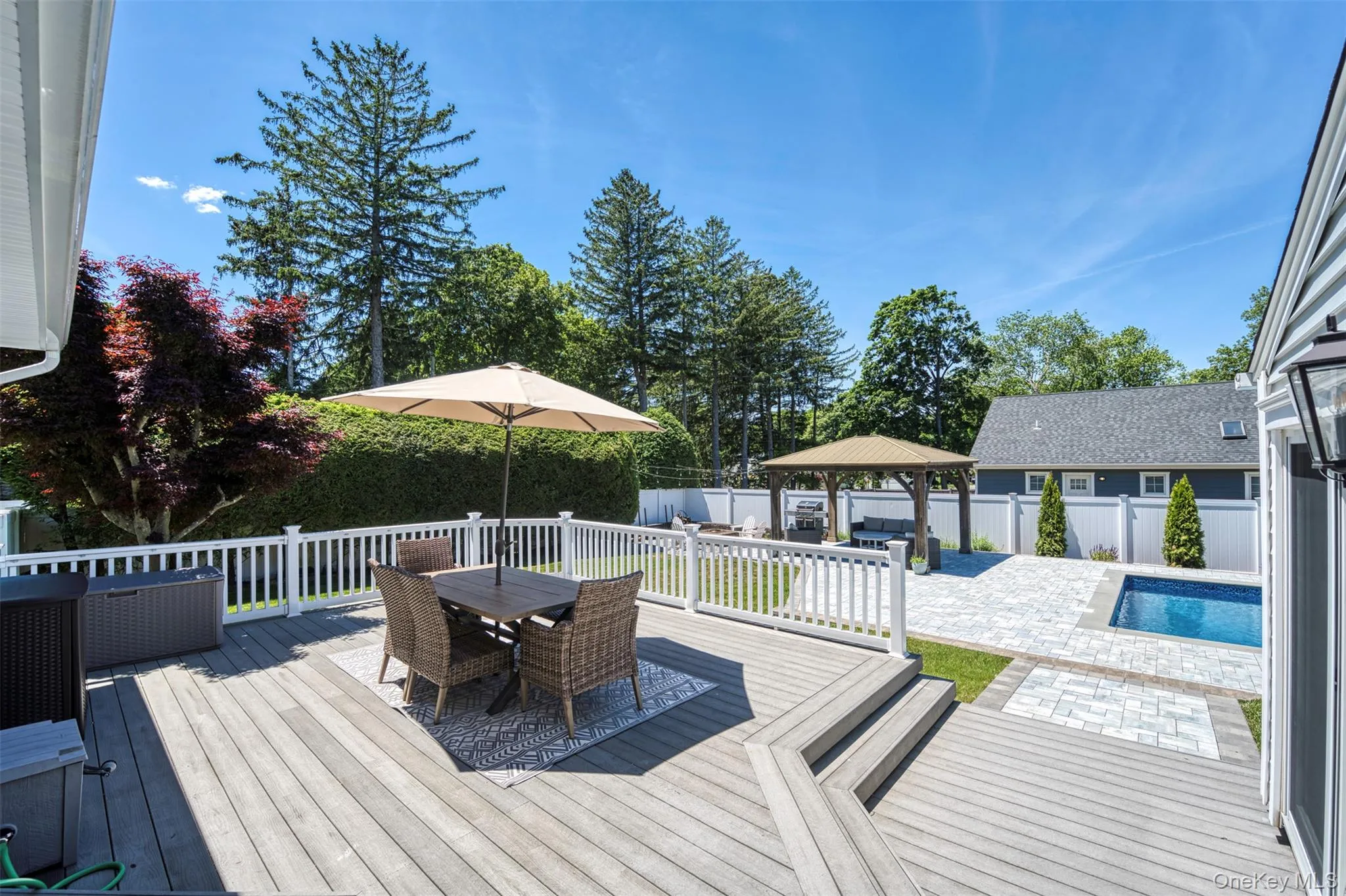 19 Alyssum Avenue, Huntington, NY, 4 Bedrooms Bedrooms, 8 Rooms Rooms,2 BathroomsBathrooms,Residential,For Rent,Alyssum,0,1013882 19 Alyssum Avenue, Huntington, NY, 4 Bedrooms Bedrooms, 8 Rooms Rooms,2 BathroomsBathrooms,Residential,For Rent,Alyssum,0,1013882