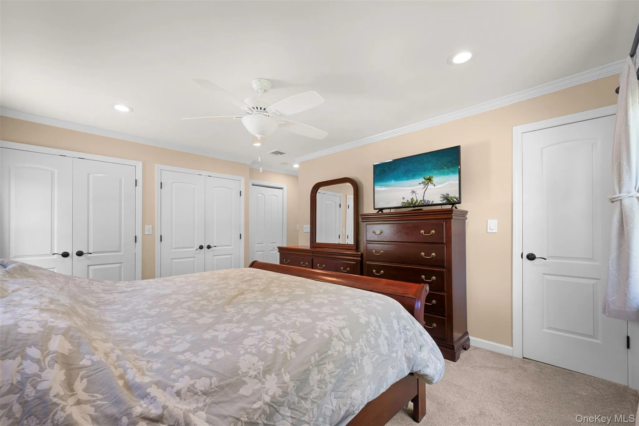 19 Alyssum Avenue, Huntington, NY, 4 Bedrooms Bedrooms, 8 Rooms Rooms,2 BathroomsBathrooms,Residential,For Rent,Alyssum,0,1013882 19 Alyssum Avenue, Huntington, NY, 4 Bedrooms Bedrooms, 8 Rooms Rooms,2 BathroomsBathrooms,Residential,For Rent,Alyssum,0,1013882