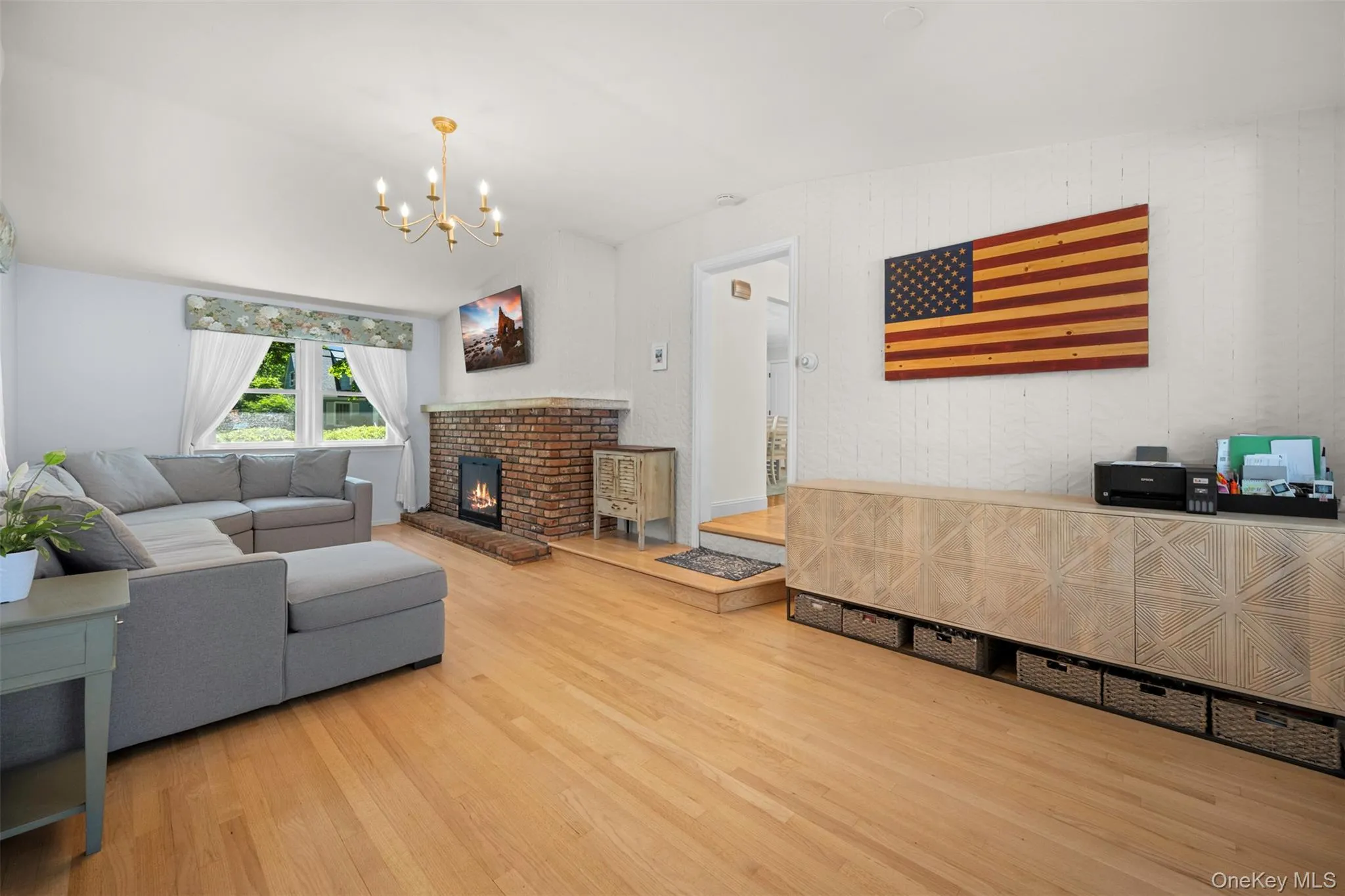 19 Alyssum Avenue, Huntington, NY, 4 Bedrooms Bedrooms, 8 Rooms Rooms,2 BathroomsBathrooms,Residential,For Rent,Alyssum,0,1013882 19 Alyssum Avenue, Huntington, NY, 4 Bedrooms Bedrooms, 8 Rooms Rooms,2 BathroomsBathrooms,Residential,For Rent,Alyssum,0,1013882