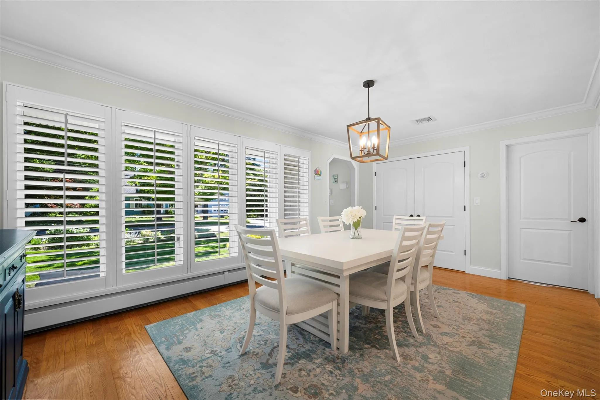 19 Alyssum Avenue, Huntington, NY, 4 Bedrooms Bedrooms, 8 Rooms Rooms,2 BathroomsBathrooms,Residential,For Rent,Alyssum,0,1013882 19 Alyssum Avenue, Huntington, NY, 4 Bedrooms Bedrooms, 8 Rooms Rooms,2 BathroomsBathrooms,Residential,For Rent,Alyssum,0,1013882