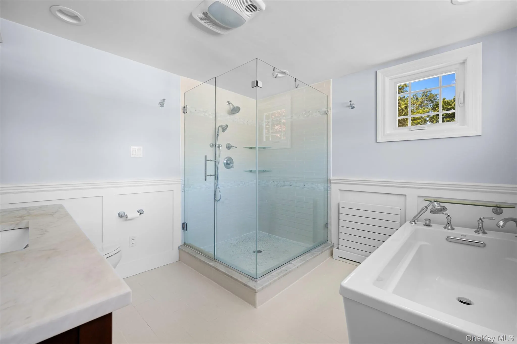 19 Alyssum Avenue, Huntington, NY, 4 Bedrooms Bedrooms, 8 Rooms Rooms,2 BathroomsBathrooms,Residential,For Rent,Alyssum,0,1013882 19 Alyssum Avenue, Huntington, NY, 4 Bedrooms Bedrooms, 8 Rooms Rooms,2 BathroomsBathrooms,Residential,For Rent,Alyssum,0,1013882