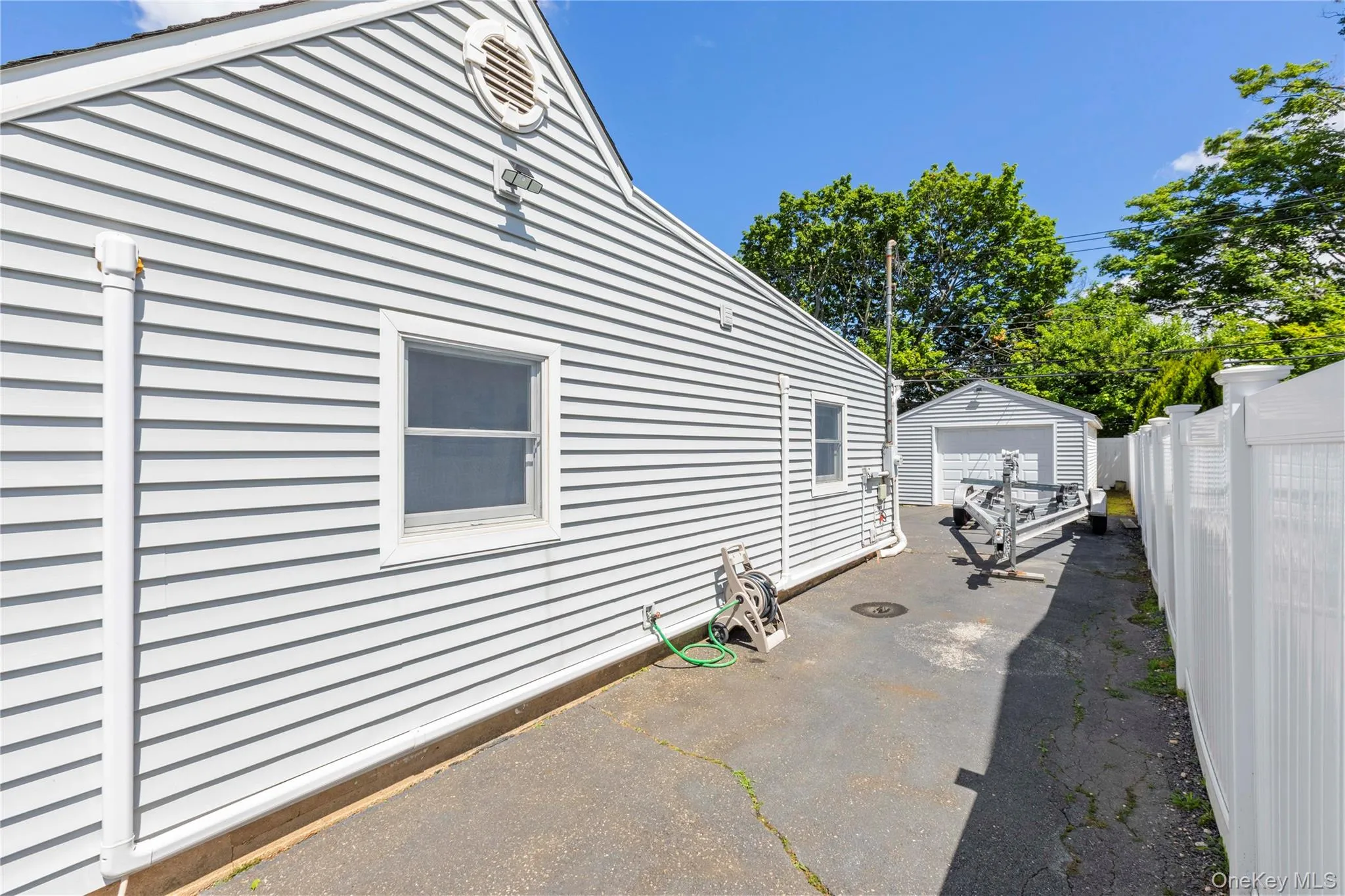 51 Cliff Lane, Hempstead, NY, 3 Bedrooms Bedrooms, 8 Rooms Rooms,2 BathroomsBathrooms,Residential,For Rent,Cliff,0,1013886 51 Cliff Lane, Hempstead, NY, 3 Bedrooms Bedrooms, 8 Rooms Rooms,2 BathroomsBathrooms,Residential,For Rent,Cliff,0,1013886